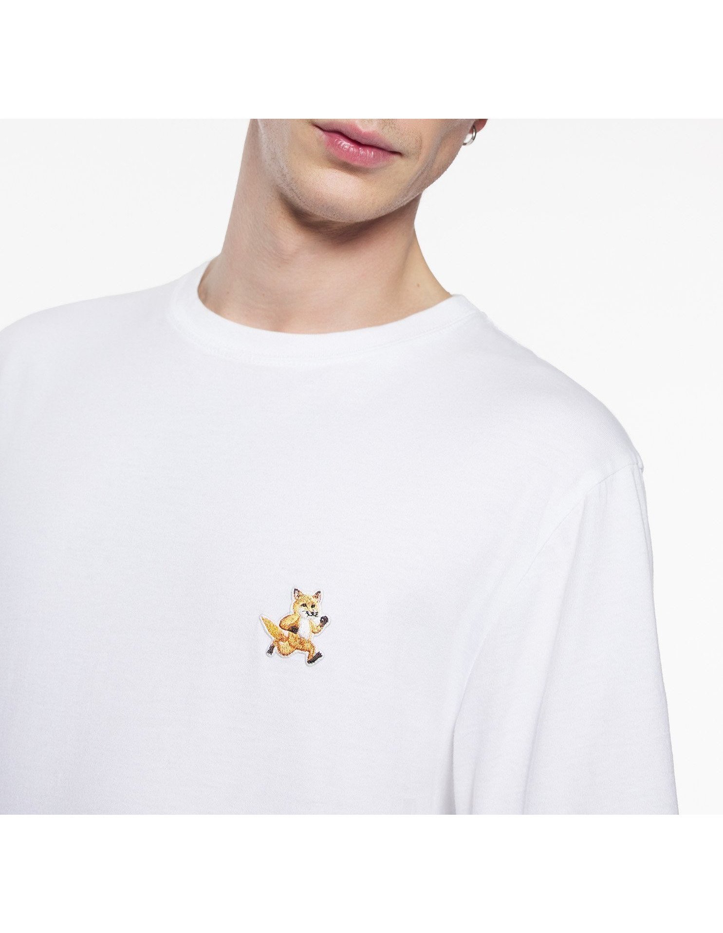 【メゾン キツネ/MAISON KITSUNE】のMaison Kitsune/SPEEDY FOX PATCH COMFORT TEE-SHIRT インテリア・キッズ・メンズ・レディースファッション・服の通販 founy(ファニー) 　ファッション　Fashion　レディースファッション　Ladies' Fashion Online　トップス・カットソー　Tops/Tshirt　シャツ/ブラウス　Shirts/Blouses　パッチ　Patch　半袖　Short Sleeve　夏　Summer　S/S・春夏　Ss・Spring/Summer　WHITE|ID: prp329100004534641 ipo3291000000032582981