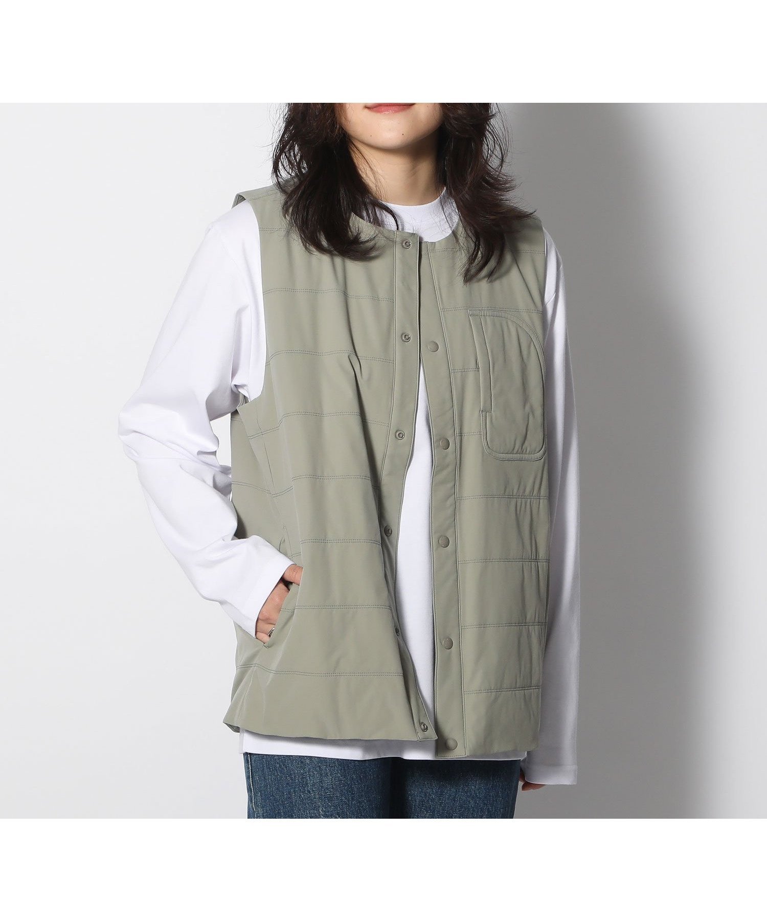 【スノーピーク/SNOW PEAK】のFlexible Insulated Vest インテリア・キッズ・メンズ・レディースファッション・服の通販 founy(ファニー) 　ファッション　Fashion　レディースファッション　WOMEN　アウター　Coat Outerwear　トップス・カットソー　Tops/Tshirt　ベスト/ジレ　Gilets/Vests　春　Spring　今季　This Season　ストレッチ　Stretch　ドット　Dot　バランス　Balance　ベスト　Vest　ボトム　Bottom　ポケット　Pocket　A/W・秋冬　Aw・Autumn/Winter・Fw・Fall-Winter　S/S・春夏　Ss・Spring/Summer　夏　Summer　Beige|ID: prp329100004534669 ipo3291000000032047343