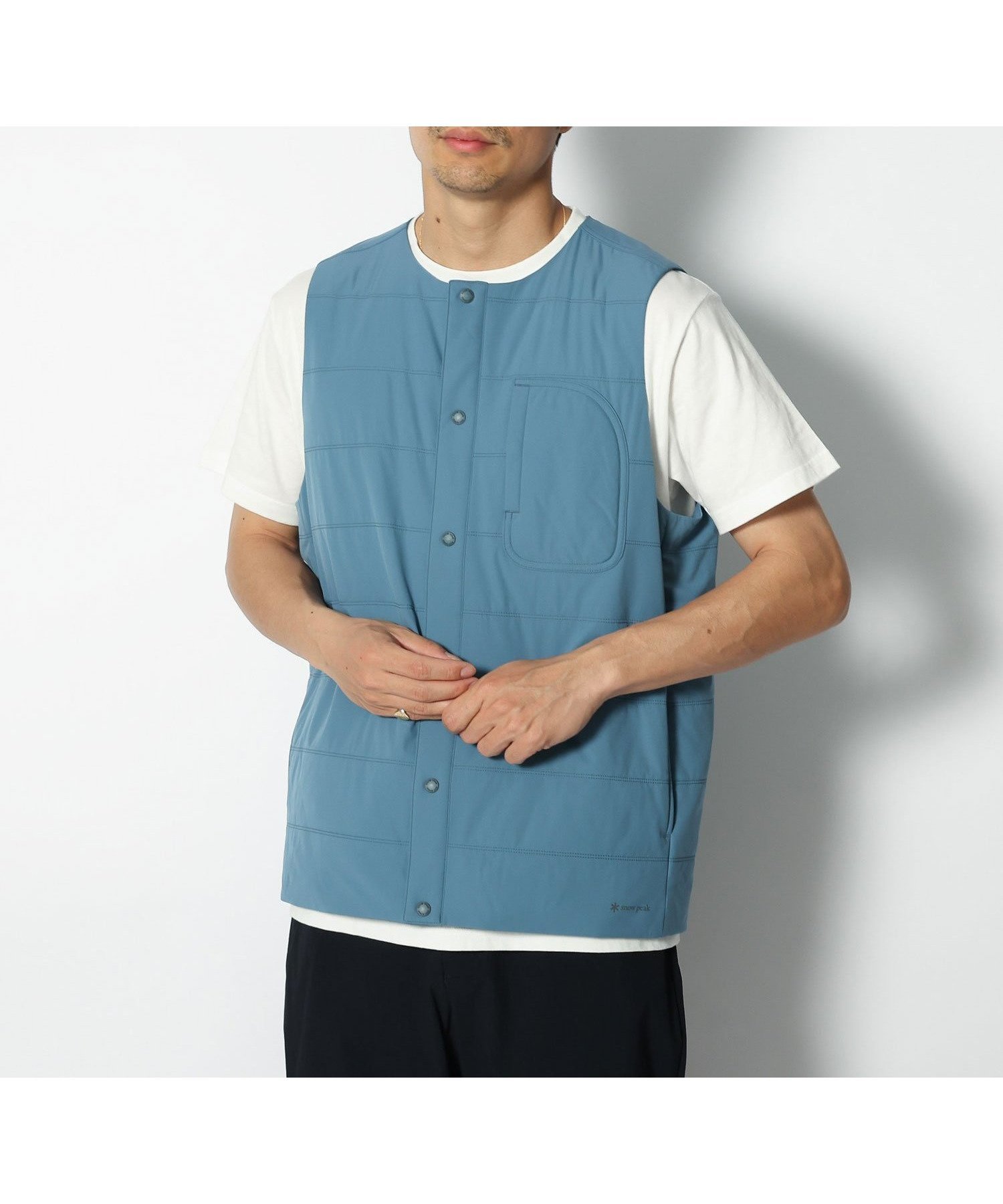 【スノーピーク/SNOW PEAK】のFlexible Insulated Vest インテリア・キッズ・メンズ・レディースファッション・服の通販 founy(ファニー) 　ファッション　Fashion　レディースファッション　WOMEN　アウター　Coat Outerwear　トップス・カットソー　Tops/Tshirt　ベスト/ジレ　Gilets/Vests　春　Spring　今季　This Season　ストレッチ　Stretch　ドット　Dot　バランス　Balance　ベスト　Vest　ボトム　Bottom　ポケット　Pocket　A/W・秋冬　Aw・Autumn/Winter・Fw・Fall-Winter　S/S・春夏　Ss・Spring/Summer　夏　Summer　Lightblue|ID: prp329100004534669 ipo3291000000032047344