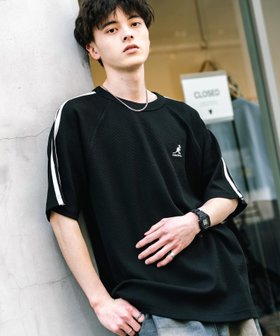 【ロッキーモンロー/Rocky Monroe】のKANGOL 別注コラボ 袖ラインワッフルラグラン半袖Tシャツ 人気、トレンドファッション・服の通販 founy(ファニー) ファッション Fashion レディースファッション WOMEN トップス・カットソー Tops/Tshirt シャツ/ブラウス Shirts/Blouses ロング / Tシャツ T-Shirts アウトドア Outdoor コラボ Collaboration 切替 Switching スポーティ Sporty スリット Slit スリーブ Sleeve デニム Denim 人気 Popularity バランス Balance 別注 Special Order 半袖 Short Sleeve メンズ Mens リラックス Relax ロング Long ワイド Wide ワッフル Waffle おすすめ Recommend エレガント 上品 Elegant |ID:prp329100004534683