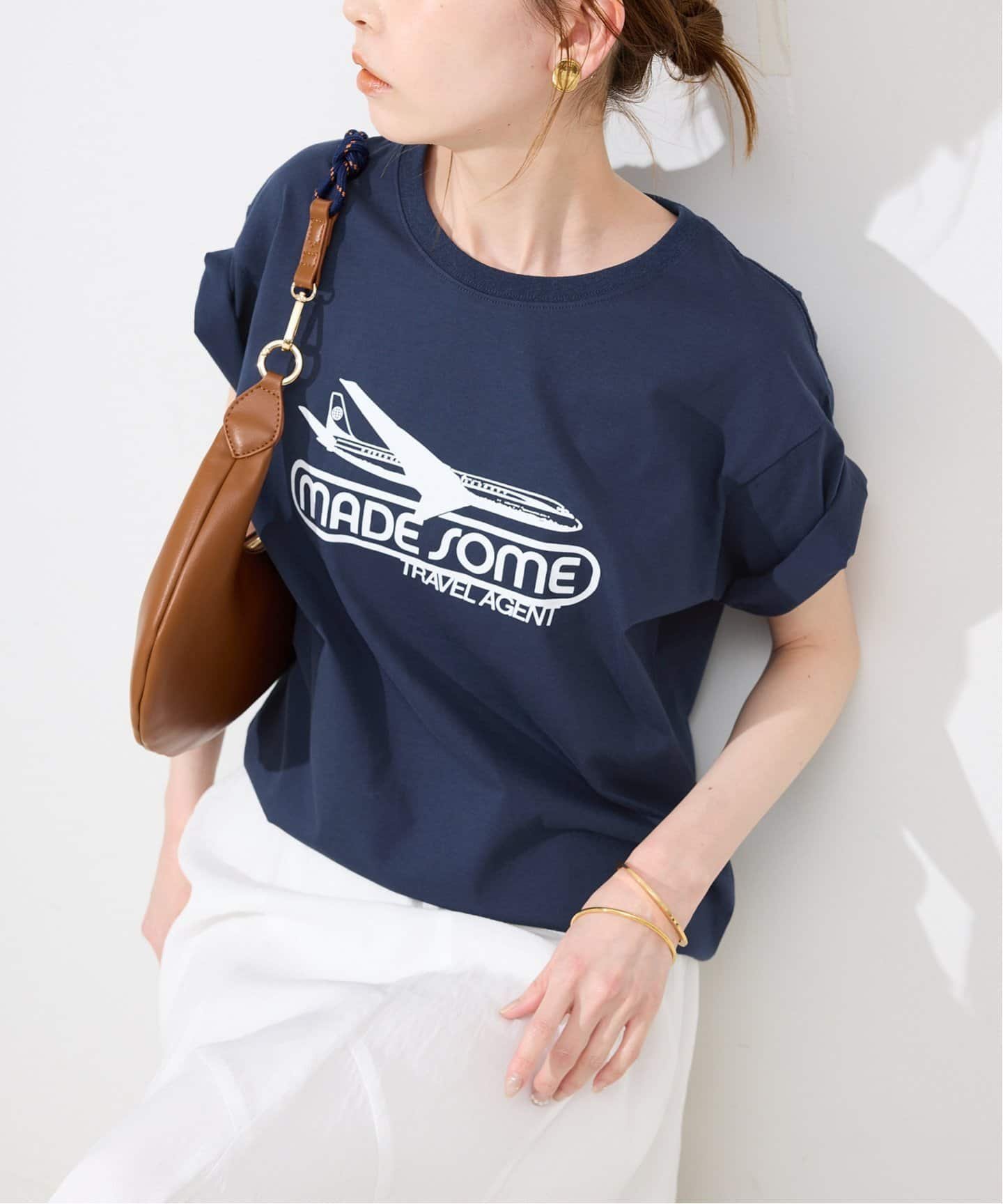 【スローブ イエナ/SLOBE IENA】のmade some sports wear for SLOBE IENA ロゴTEE インテリア・キッズ・メンズ・レディースファッション・服の通販 founy(ファニー) 　ファッション　Fashion　レディースファッション　Fashion for Women　スポーツウェア　Functional & Stylish Sportswear　2025年　2025　2025春夏・S/S　Spring/Summer 2025 SS25　キャップ　Cap, Baseball Cap　グラフィック　Graphic, Graphic Design　スポーティ　Sporty, Casual Athletic　チャーム　Charm, Pendant　ポーチ　Pouch, Small Case　ミックス　Mix, Mixed Style　リラックス　Relax, Relaxed Fit　旅行　Travel　ネイビー|ID: prp329100004534720 ipo3291000000033452657