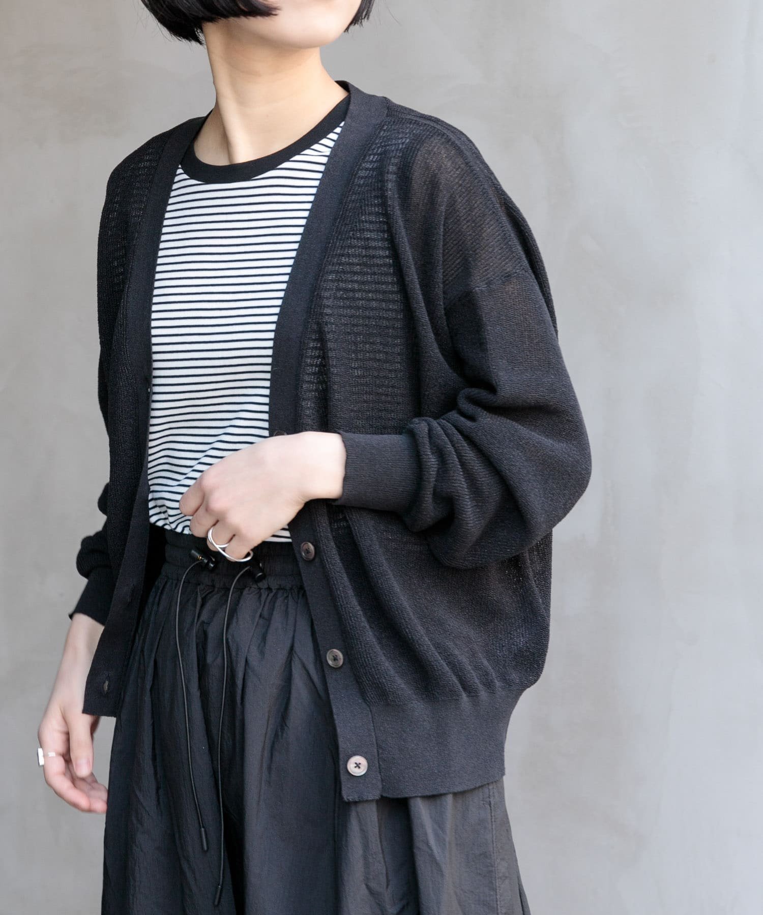 【アーバンリサーチ ドアーズ/URBAN RESEARCH DOORS】のFORK SPOON ペーパーニットカーディガン インテリア・キッズ・メンズ・レディースファッション・服の通販 founy(ファニー) 　ファッション　Fashion　レディースファッション　WOMEN　トップス・カットソー　Tops/Tshirt　ニット　Knit Tops　カーディガン　Cardigans　カーディガン　Cardigan　コンパクト　Compact　今季　This Season　吸水　Water Absorption　抗菌　Antibacterial　ショルダー　Shoulder　ドロップ　Drop　ベーシック　Basic　ロング　Long　ワイド　Wide　S/S・春夏　Ss・Spring/Summer　夏　Summer　2025年　2025　2025春夏・S/S　Ss,Spring/Summer,2025　BLACK|ID: prp329100004534775 ipo3291000000032047787