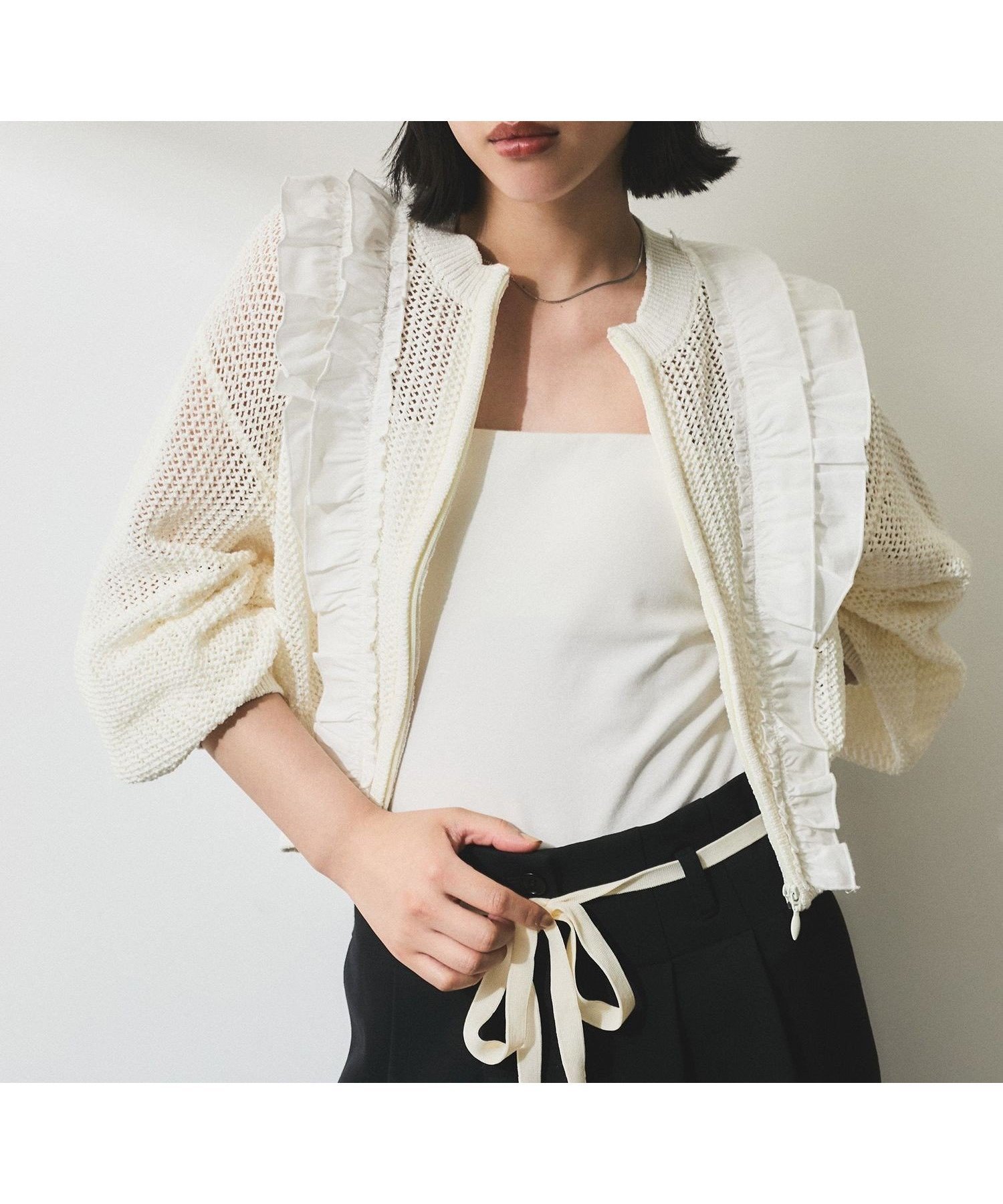【アダム エ ロペ/ADAM ET ROPE'】の【WEB限定】ラッフルメッシュ編みカーディガン インテリア・キッズ・メンズ・レディースファッション・服の通販 founy(ファニー) 　ファッション　Fashion　レディースファッション　Fashion for Women　トップス・カットソー　Cut & Sew Tops　カーディガン・羽織り　Layered Style Cardigans　春　Spring　カーディガン　Cardigan, Knitwear　コンパクト　Compact, Small Size　ジップ　Zip, Zipper　バランス　Balance, Style Balance　フリル　Frill, Ruffle　フロント　Front, Front Design　ボトム　Bottoms, Lower Wear　ポケット　Pocket, Pocket Detail　メッシュ　Mesh, Net Fabric　ロング　Long, Long-Length　ワイド　Wide, Wide Fit　S/S・春夏　SS, Spring/Summer, Warm Season　おすすめ　Recommended / Our Picks　夏　Summer　2025年　2025　2025春夏・S/S　Spring/Summer 2025 SS25　オフホワイト(15)|ID: prp329100004534809 ipo3291000000032647325
