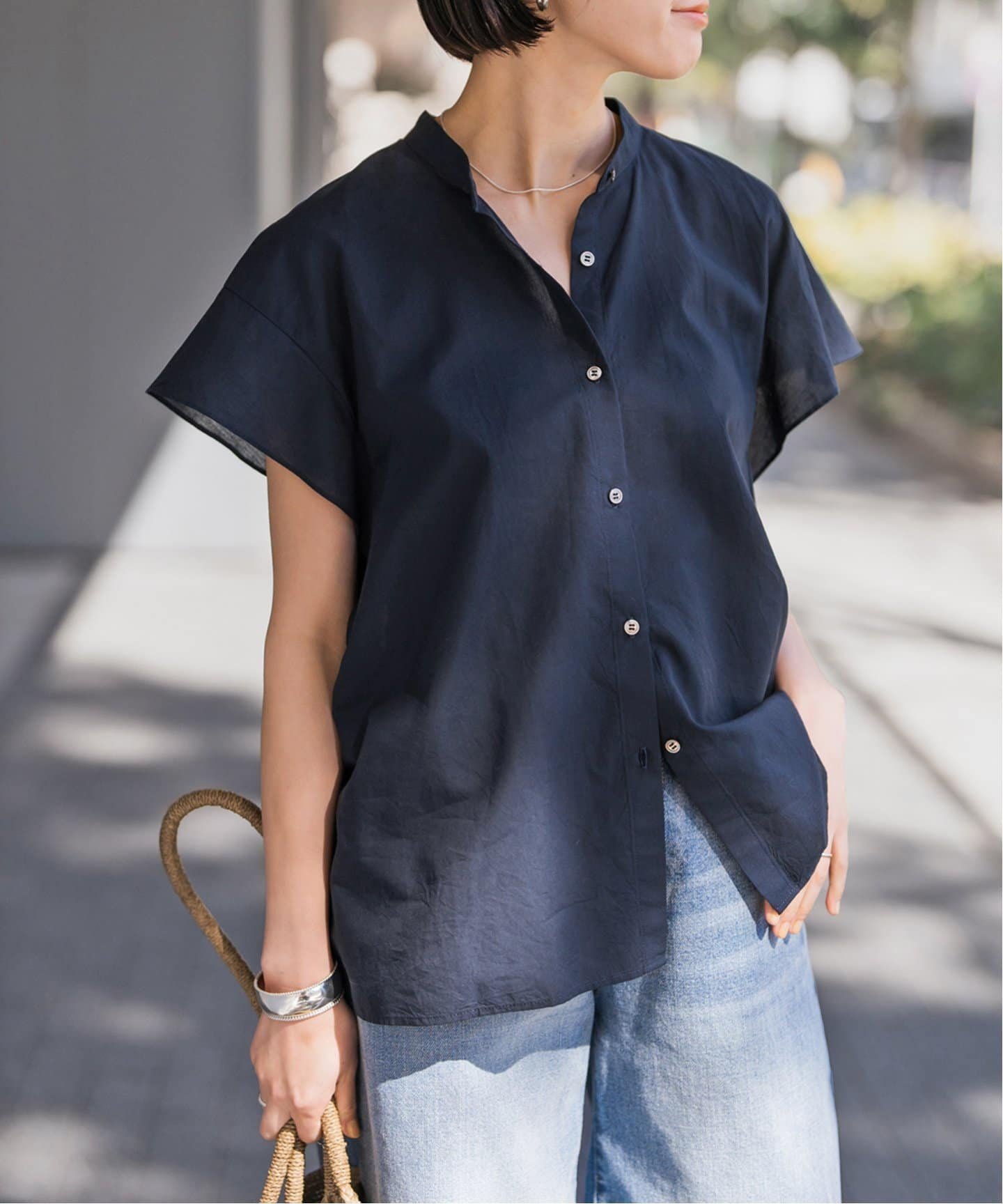 【スピック&スパン/Spick & Span】のフレアスリーブエアリーブラウス インテリア・キッズ・メンズ・レディースファッション・服の通販 founy(ファニー) 　ファッション　Fashion　レディースファッション　Fashion for Women　トップス・カットソー　Cut & Sew Tops　シャツ・ブラウス・オフィスカジュアル　Elegant Blouses & Button-Ups　インナー　Innerwear　エアリー　Airy Texture　スタイリッシュ　Stylish, Fashionable　ドレープ　Drape, Draping Fabric　バランス　Balance, Style Balance　ボトム　Bottoms, Lower Wear　ビジネス 仕事 通勤　Business / Work / Commuting　ネイビー|ID: prp329100004534820 ipo3291000000033066740