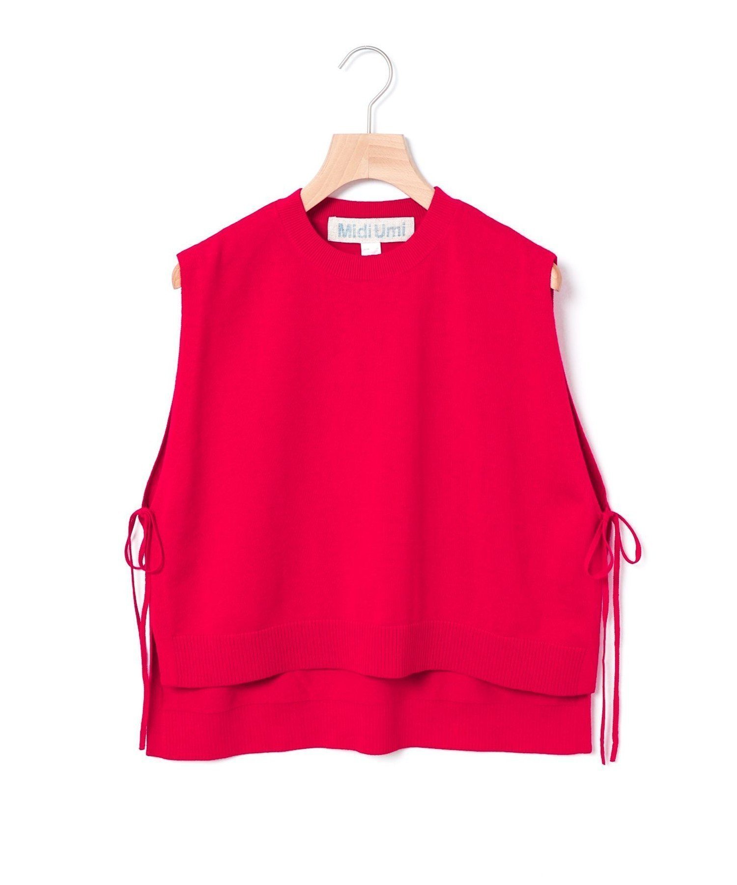 【マーコート/MARcourt】のMidiUmi サイドリボンショートベスト インテリア・キッズ・メンズ・レディースファッション・服の通販 founy(ファニー) 　ファッション　Fashion　レディースファッション　WOMEN　アウター　Coat Outerwear　トップス・カットソー　Tops/Tshirt　ベスト/ジレ　Gilets/Vests　ショート　Short　ノースリーブ　No Sleeve　ポケット　Pocket　リボン　Ribbon　春　Spring　レッド|ID: prp329100004534862 ipo3291000000032048168