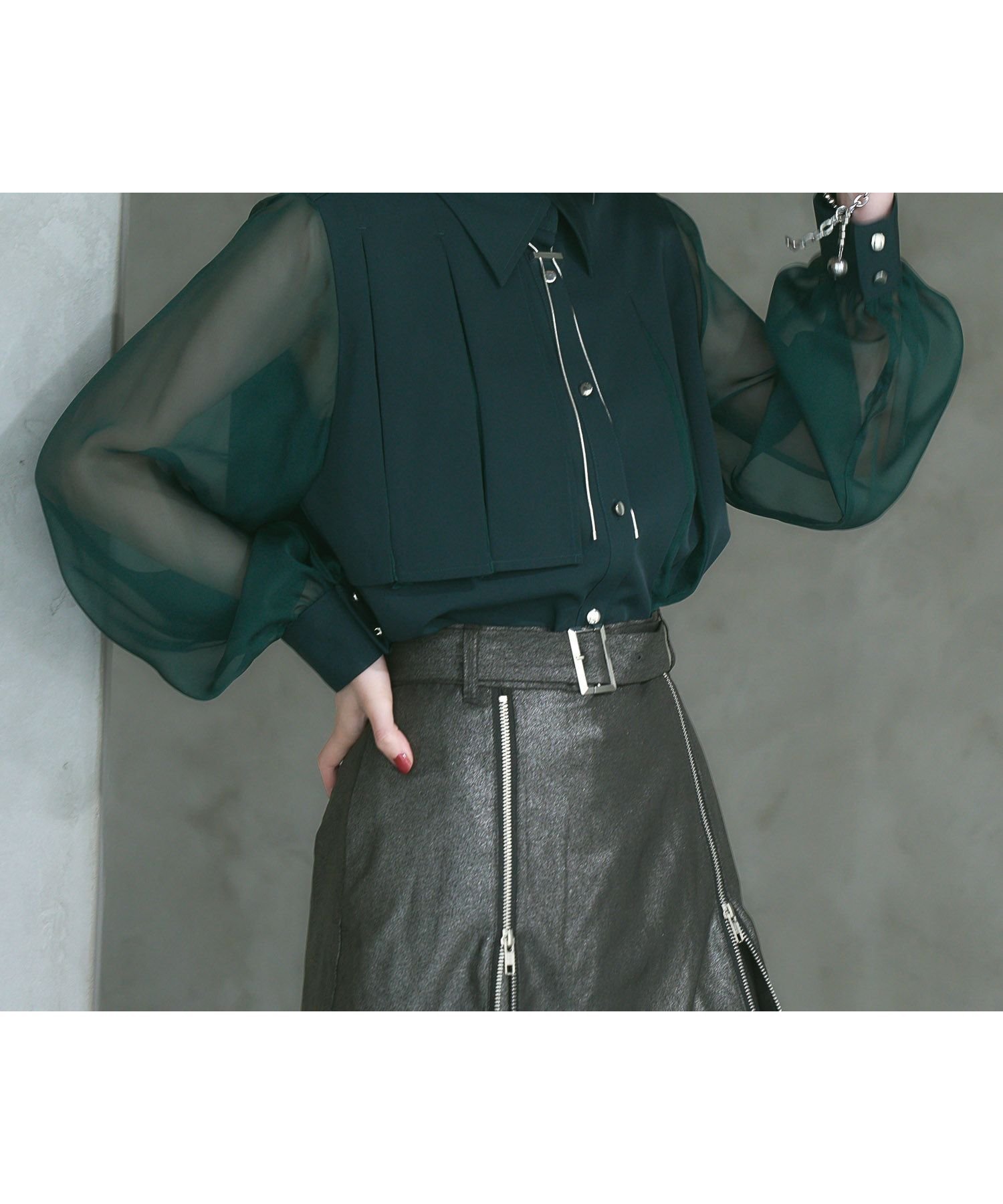 【ハレ/HARE】のシアーキリカエプリーツシャツ インテリア・キッズ・メンズ・レディースファッション・服の通販 founy(ファニー) 　ファッション　Fashion　レディースファッション　WOMEN　トップス・カットソー　Tops/Tshirt　シャツ/ブラウス　Shirts/Blouses　シアー　Sheer　ダウン　Down　デニム　Denim　プリーツ　Pleats　エレガント 上品　Elegant　ビジネス 仕事 通勤　Business　グリーン75|ID: prp329100004534875 ipo3291000000032048228