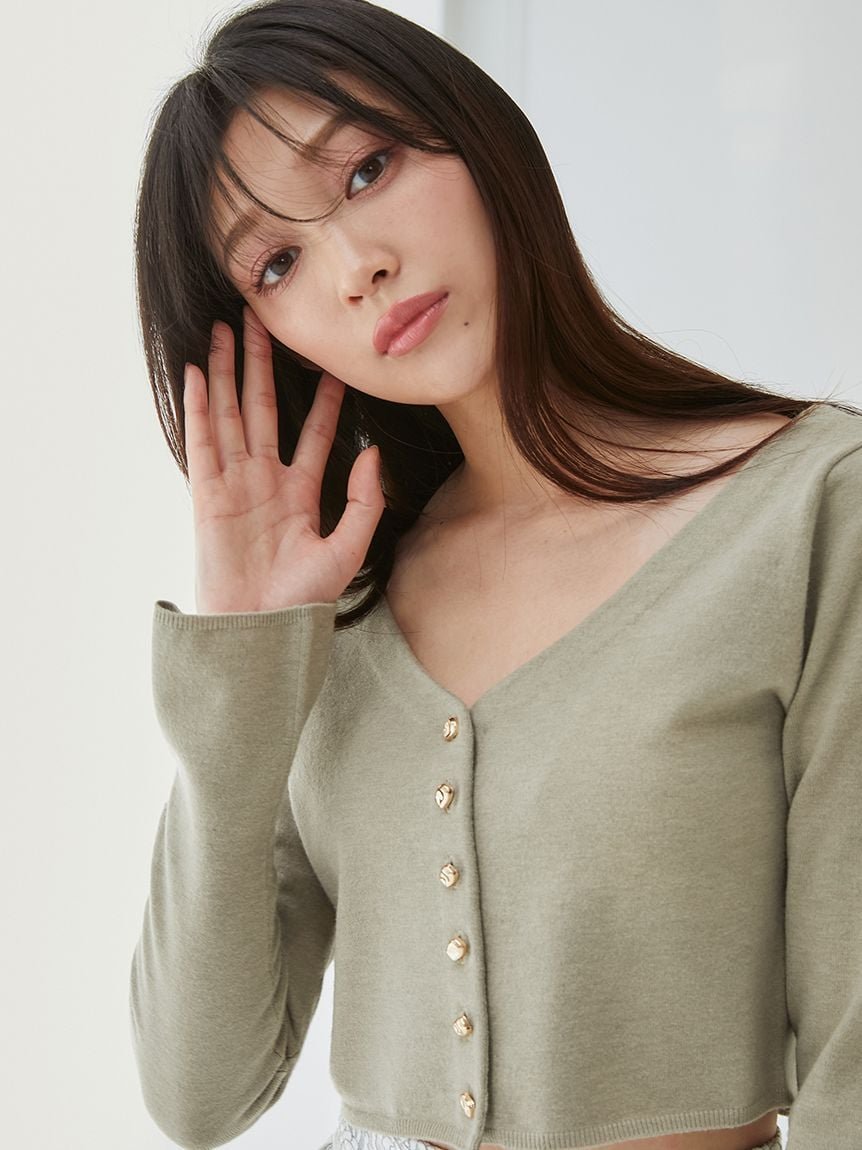 【スナイデル/SNIDEL】のメタルボタンクロップドカーディガン インテリア・キッズ・メンズ・レディースファッション・服の通販 founy(ファニー) 　ファッション　Fashion　レディースファッション　WOMEN　トップス・カットソー　Tops/Tshirt　カーディガン　Cardigans　おすすめ　Recommend　ウェーブ　Wave　エレガント 上品　Elegant　コンパクト　Compact　スリット　Slit　デコルテ　Decolletage　メタル　Metal　OLV[027]|ID: prp329100004534899 ipo3291000000032048333