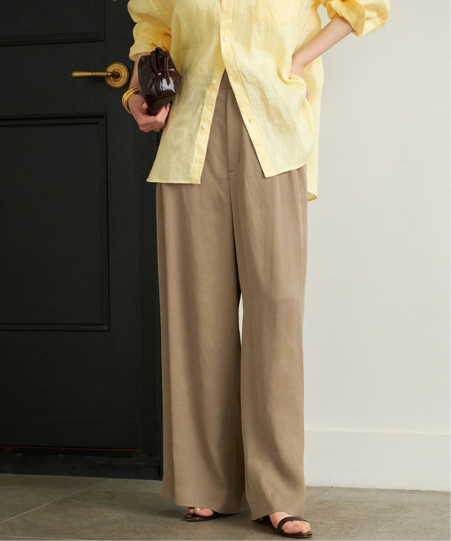 【プラージュ/Plage】のfibril linen 混 フレアパンツ インテリア・キッズ・メンズ・レディースファッション・服の通販 founy(ファニー) 　ファッション　Fashion　レディースファッション　WOMEN　パンツ　Pants　キャミソール　Camisole　シルク　Silk　セットアップ　Set Up　フレア　Flare　リネン　Linen　リラックス　Relax　エレガント 上品　Elegant　別注　Special Order　定番　Standard　ベージュ|ID: prp329100004534918 ipo3291000000032048423