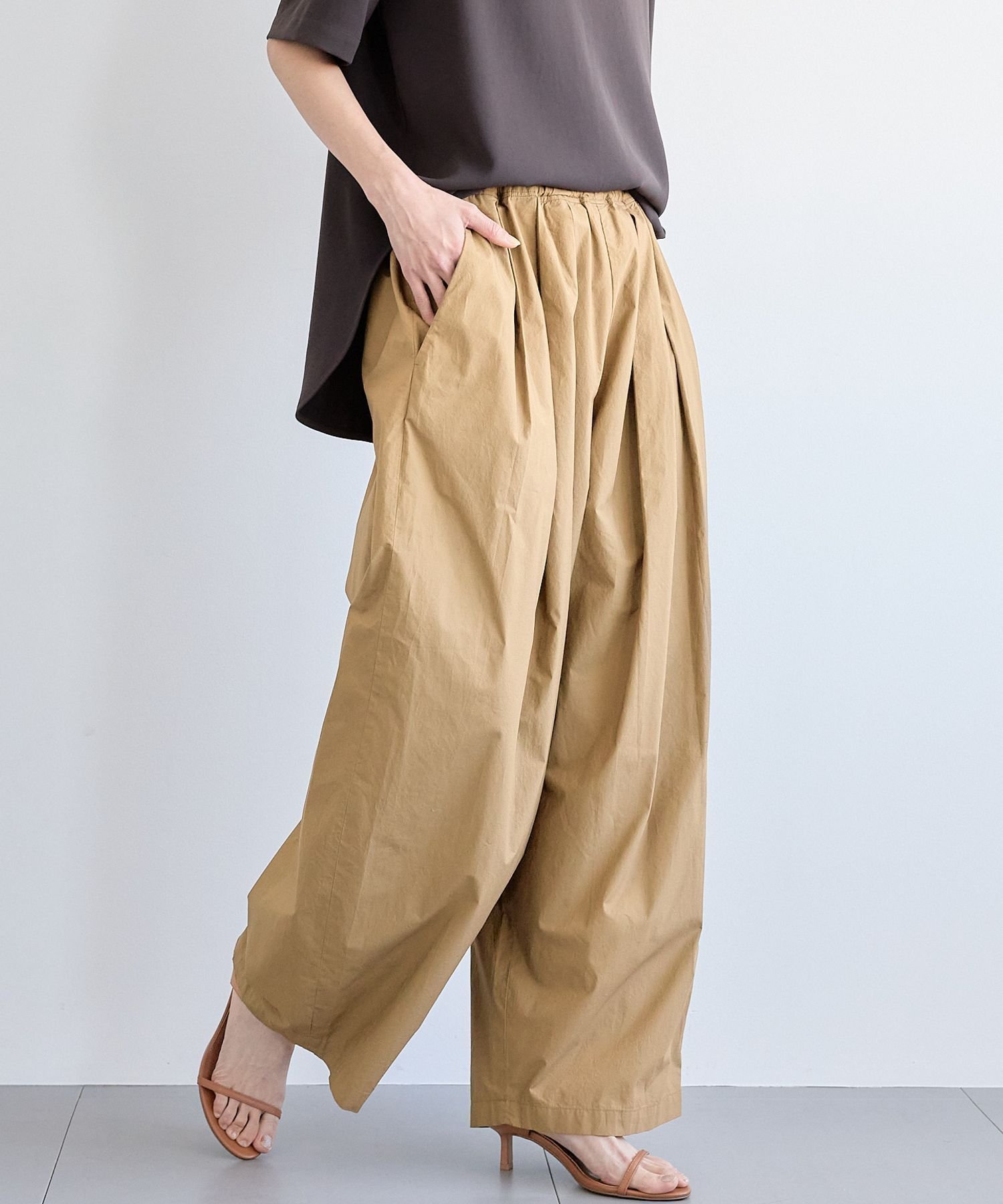 【バンヤードストーム/BARNYARDSTORM】のタタックイージーパンツ インテリア・キッズ・メンズ・レディースファッション・服の通販 founy(ファニー) 　ファッション　Fashion　レディースファッション　WOMEN　パンツ　Pants　おすすめ　Recommend　ウォッシュ　Wash　サンダル　Sandals　セットアップ　Set Up　タイプライター　Typewriter　トレンド　Trend　ドローストリング　Drawstring　バランス　Balance　フロント　Front　人気　Popularity　ベージュ55|ID: prp329100004534984 ipo3291000000032048702