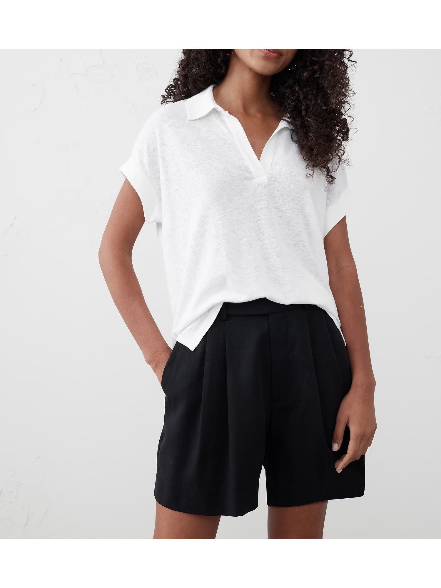 【バナナリパブリック ファクトリーストア/BANANA REPUBLIC FACTORY STORE】のBANANA REPUBLIC FACTORY STORE リネンブレンド ジョニーカラーTシャツ インテリア・キッズ・メンズ・レディースファッション・服の通販 founy(ファニー) 　ファッション　Fashion　レディースファッション　Ladies' Fashion Online　トップス・カットソー　Tops/Tshirt　シャツ/ブラウス　Shirts/Blouses　ロング / Tシャツ　T-Shirts　シンプル　Simple　リネン　Linen　エレガント 上品　Elegant　WHITE|ID: prp329100004535503 ipo3291000000032689798