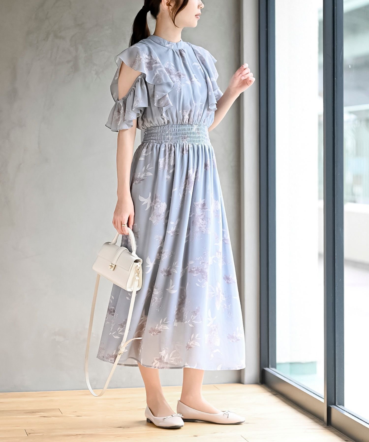 【アールピーエス/rps】のラッフルスリーブ花柄ワンピース 人気、トレンドファッション・服の通販 founy(ファニー) 　ファッション　Fashion　レディースファッション　WOMEN　ワンピース　Dress　オケージョン　Occasion　シャーリング　Shirring　フラワー　Flower　フリル　Frills　プリント　Print　リボン　Ribbon　エレガント 上品　Elegant　結婚式　Wedding Ceremony　 other-1|ID: prp329100004535828 ipo3291000000032053326
