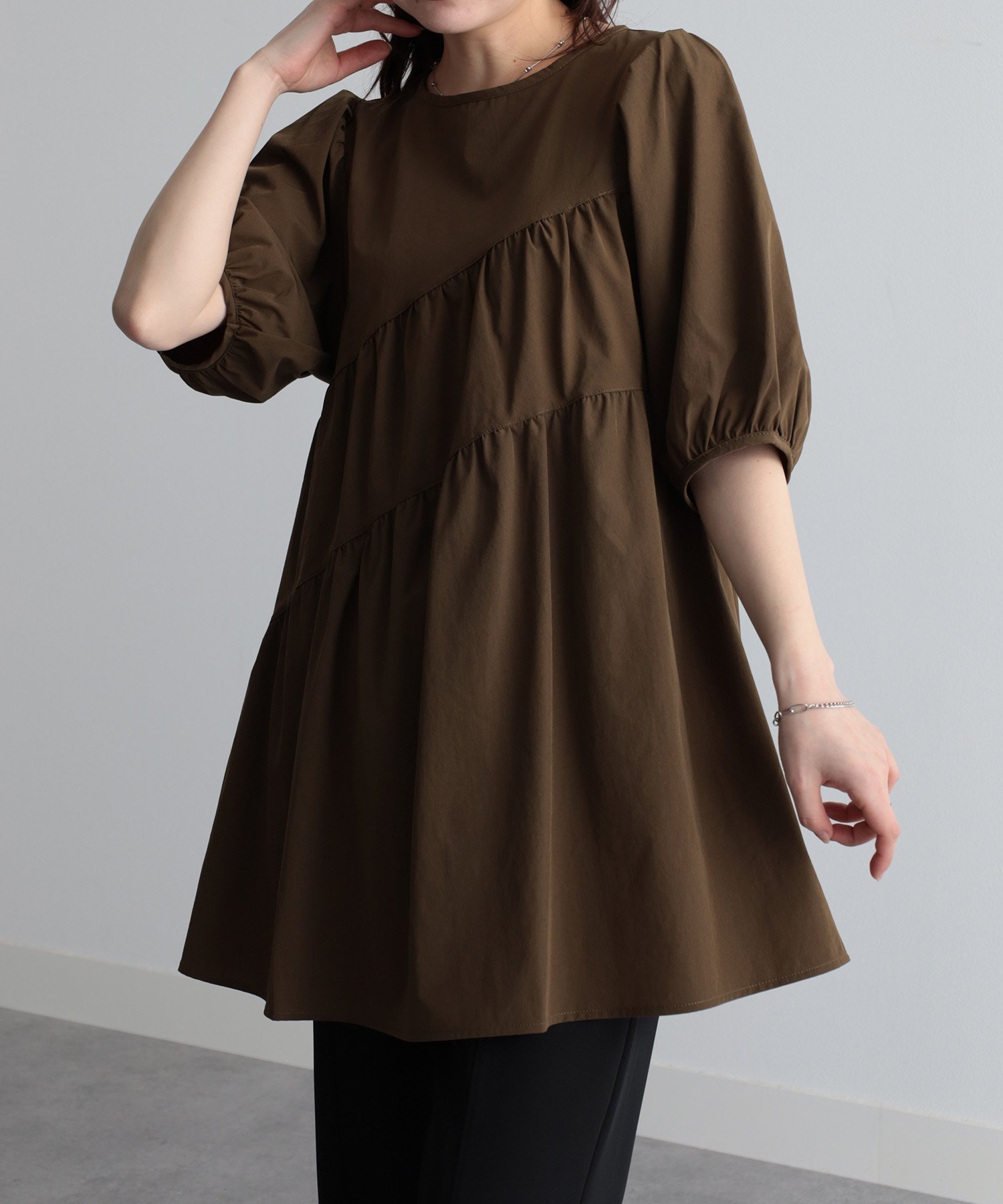 【ラナン/Ranan】のひんやり!ななめティアードチュニック インテリア・キッズ・メンズ・レディースファッション・服の通販 founy(ファニー) 　ファッション　Fashion　レディースファッション　Ladies' Fashion Online　トップス・カットソー　Tops/Tshirt　スタイリッシュ　Stylish　チュニック　Tunic　ティアード　Tiered　ミックス　Mix　BR|ID: prp329100004535836 ipo3291000000032636812