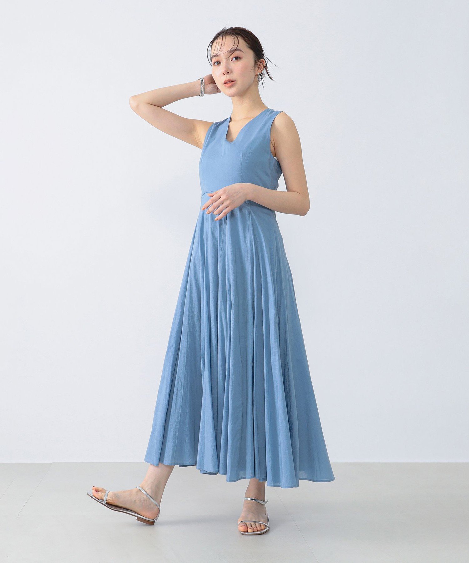 【デミルクス ビームス/Demi-Luxe BEAMS】の【別注】MARIHA / 彗星 ソリッド ワンピース 25SS 旅行 ドレス インテリア・キッズ・メンズ・レディースファッション・服の通販 founy(ファニー) 　ファッション　Fashion　レディースファッション　Fashion for Women　ワンピース　Dresses　フォーマル・パーティードレス・結婚式用ドレス　Elegant & Casual Dresses　2025年　2025　2025春夏・S/S　Spring/Summer 2025 SS25　コンパクト　Compact, Small Size　ドレス　Dress, One-Piece　ノースリーブ　Sleeveless, No-Sleeve　フィット　Fit, Slim Fit　フレア　Flare, Flared　エレガント 上品　Elegant　別注　Limited Edition, Custom Order　旅行　Travel　別注SAX_BLUE|ID: prp329100004535843 ipo3291000000032728241