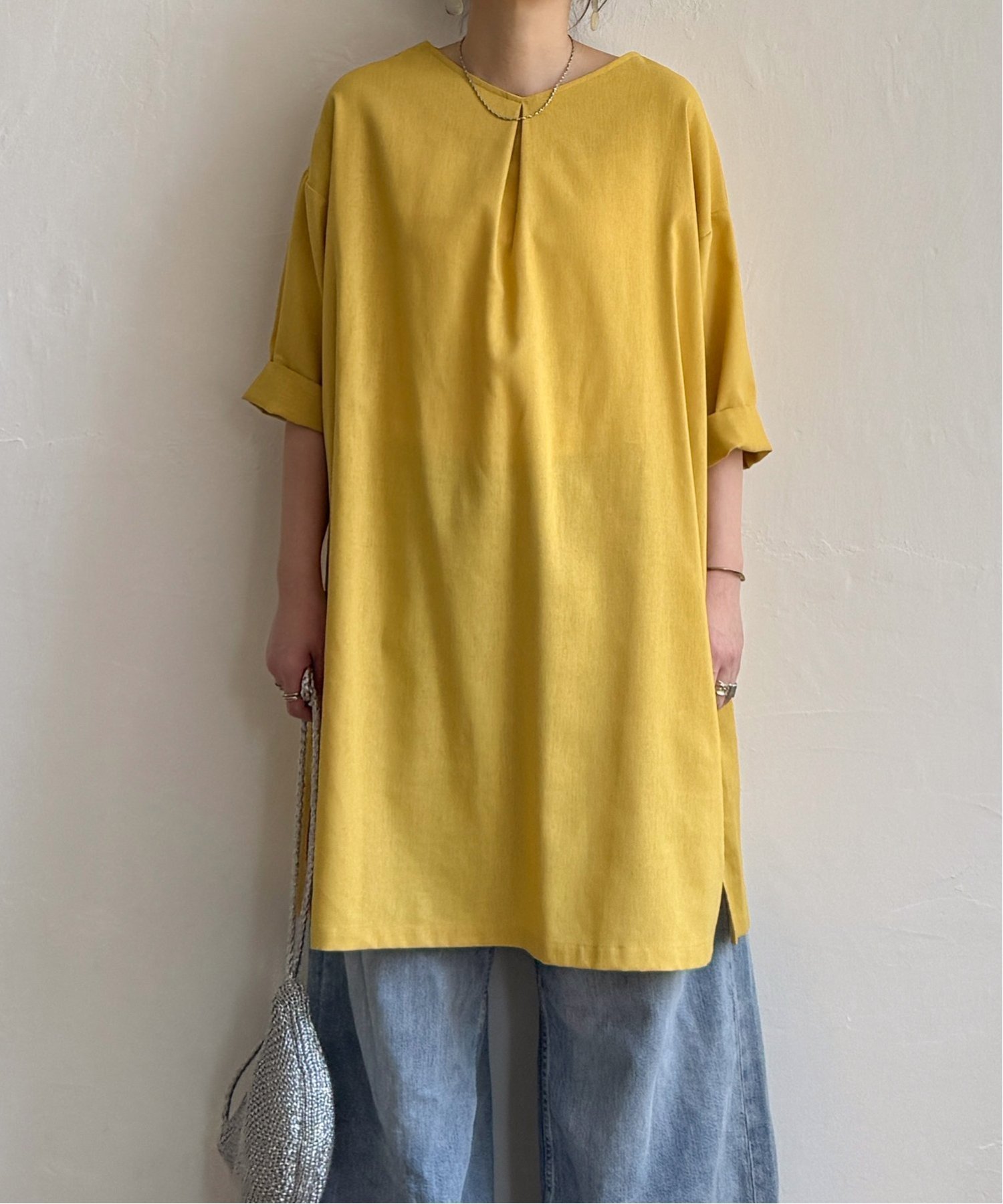 【エルビーシー/LBC】のリネン混サックワンピース インテリア・キッズ・メンズ・レディースファッション・服の通販 founy(ファニー) 　ファッション　Fashion　レディースファッション　WOMEN　ワンピース　Dress　おすすめ　Recommend　アクセサリー　Accessories　シンプル　Simple　スキニー　Skinny　デニム　Denim　プリント　Print　ボタニカル　Botanical　リネン　Linen　夏　Summer　定番　Standard　マスタード|ID: prp329100004535981 ipo3291000000032054195