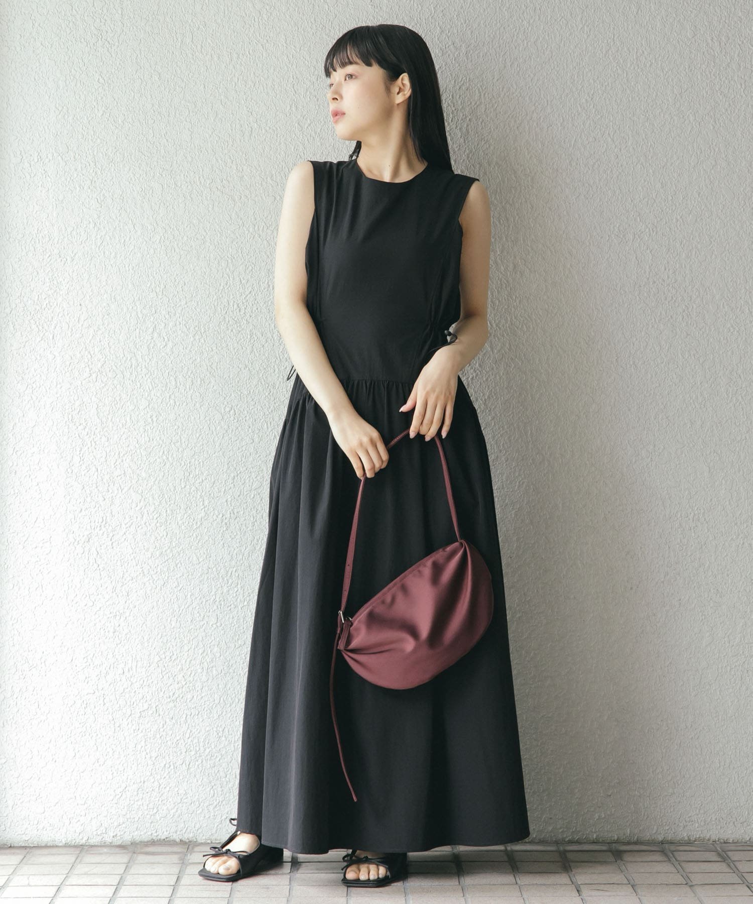 【ケービーエフ/KBF / URBAN RESEARCH】のノースリーブドロストワンピース インテリア・キッズ・メンズ・レディースファッション・服の通販 founy(ファニー) 　ファッション　Fashion　レディースファッション　Fashion for Women　ワンピース　Dresses　2025年　2025　2025春夏・S/S　Spring/Summer 2025 SS25　おすすめ　Recommended / Our Picks　シェイプ　Shape, Slim Fit　シューズ　Shoes, Footwear　ジャケット　Jacket, Outerwear　ドローコード　Drawcord, Drawstring Cord　ノースリーブ　Sleeveless, No-Sleeve　バランス　Balance, Style Balance　フレア　Flare, Flared　夏　Summer　旅行　Travel　S/S・春夏　SS, Spring/Summer, Warm Season　BLACK|ID: prp329100004536112 ipo3291000000032736360
