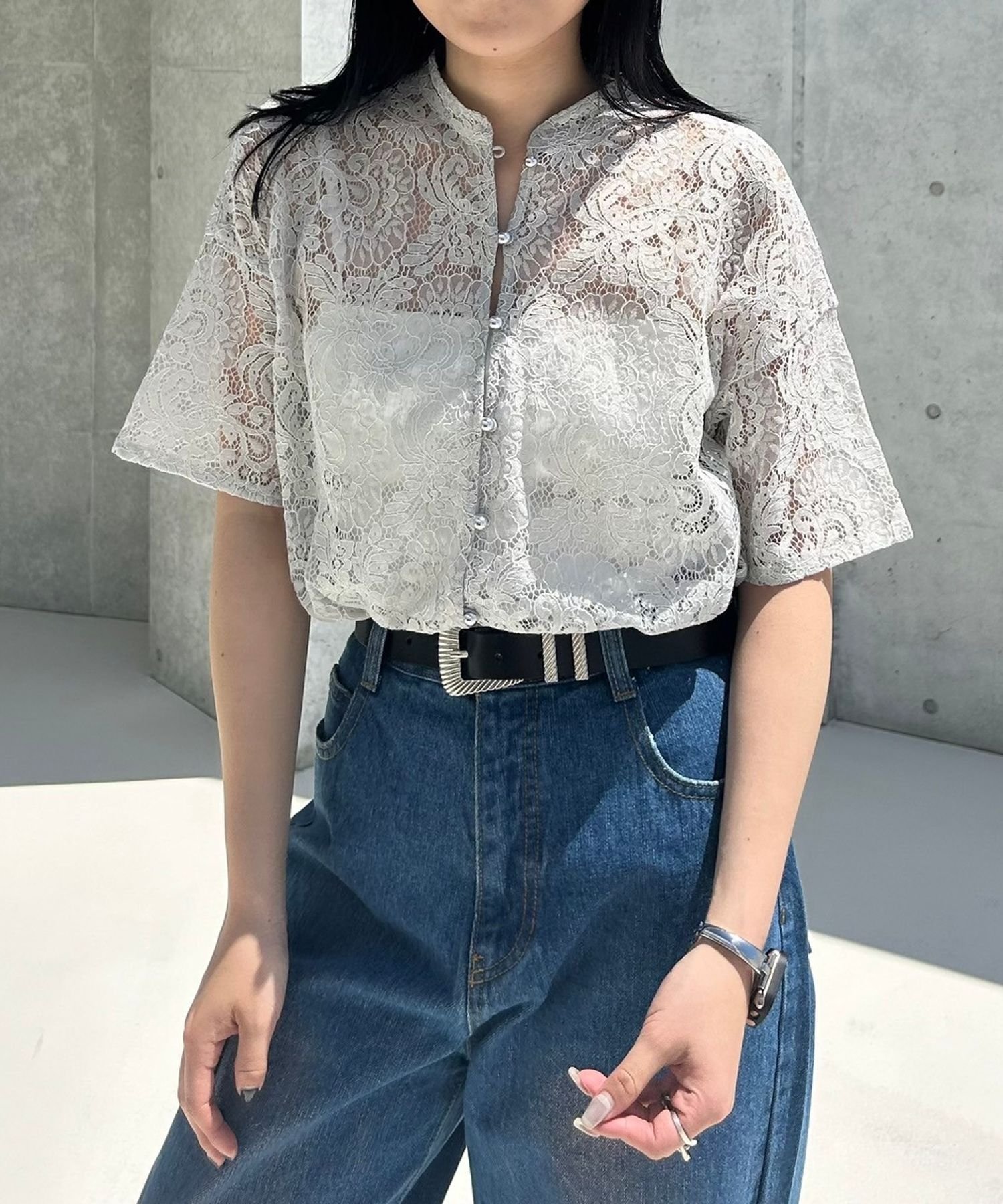 【ページボーイ/PAGEBOY】のレースバンドカラーシャツ インテリア・キッズ・メンズ・レディースファッション・服の通販 founy(ファニー) 　ファッション　Fashion　レディースファッション　Fashion for Women　トップス・カットソー　Cut & Sew Tops　シャツ・ブラウス・オフィスカジュアル　Elegant Blouses & Button-Ups　おすすめ　Recommended / Our Picks　メタル　Metal, Metal Parts　レース　Lace, Lace Fabric　羽織　Haori, Light Jacket　グレージュ13|ID: prp329100004536120 ipo3291000000032743468