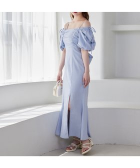 【ナイスクラップ/NICE CLAUP】のバックリボンギャザーロングワンピ 人気、トレンドファッション・服の通販 founy(ファニー) ファッション Fashion レディースファッション WOMEN ワンピース Dress 2025年 2025 2025春夏・S/S Ss,Spring/Summer,2025 おすすめ Recommend エレガント 上品 Elegant オフショルダー Off Shoulder サンダル Sandals シェイプ Shape シンプル Simple スニーカー Sneakers スリット Slit ダウン Down フラット Flat ペチコート Petticoat マーメイド Mermaid リボン Ribbon リラックス Relax 人気 Popularity 夏 Summer |ID:prp329100004536180