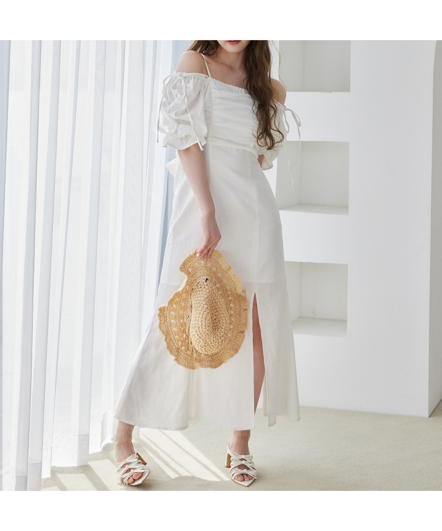 【ナイスクラップ/NICE CLAUP】のバックリボンギャザーロングワンピ インテリア・キッズ・メンズ・レディースファッション・服の通販 founy(ファニー) 　ファッション　Fashion　レディースファッション　WOMEN　ワンピース　Dress　2025年　2025　2025春夏・S/S　Ss,Spring/Summer,2025　おすすめ　Recommend　エレガント 上品　Elegant　オフショルダー　Off Shoulder　サンダル　Sandals　シェイプ　Shape　シンプル　Simple　スニーカー　Sneakers　スリット　Slit　ダウン　Down　フラット　Flat　ペチコート　Petticoat　マーメイド　Mermaid　リボン　Ribbon　リラックス　Relax　人気　Popularity　夏　Summer　アイボリー|ID: prp329100004536180 ipo3291000000032353082