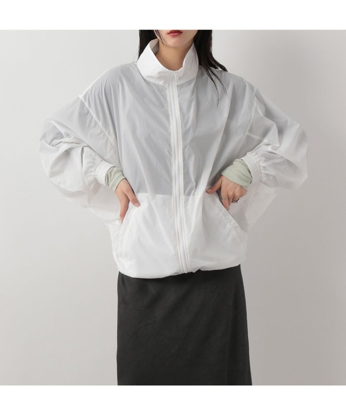 【ローリーズファーム/LOWRYS FARM】のシアーナイロンブルゾン インテリア・キッズ・メンズ・レディースファッション・服の通販 founy(ファニー) https://founy.com/ ファッション Fashion レディースファッション WOMEN アウター Coat Outerwear ブルゾン Blouson/Jackets ギャザー Gather ドローコード Draw Cord ブルゾン Blouson 定番 Standard |ID: prp329100004536478 ipo3291000000032090540