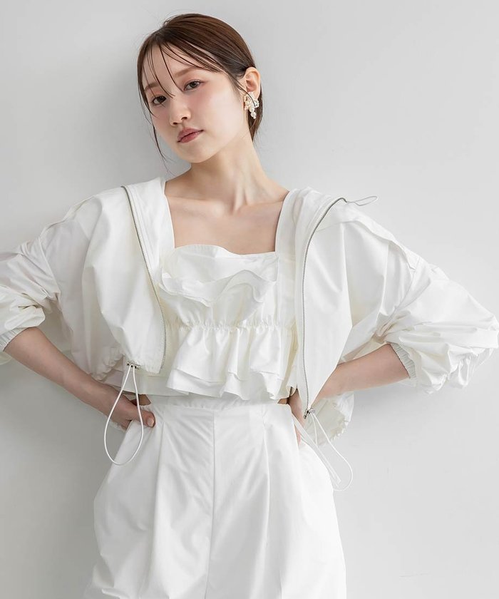 【ランダ/RANDA】のフードフリルマウンテンパーカー インテリア・キッズ・メンズ・レディースファッション・服の通販 founy(ファニー) https://founy.com/ ファッション Fashion レディースファッション Fashion for Women トップス・カットソー Cut & Sew Tops レディースパーカー・カジュアルフーディー Casual Hoodies & Sweatshirts アウトドア Outdoor Clothing 軽量 Lightweight, Ultra Light シルバー Silver, Metallic Silver シンプル Simple, Minimal スタンド Stand Collar, Upright Stand セットアップ Set-Up, Coordinated Outfit パーカー Hoodie, Parka フェミニン Feminine, Girly フリル Frill, Ruffle ボトム Bottoms, Lower Wear おすすめ Recommended / Our Picks エレガント 上品 Elegant |ID: prp329100004536533 ipo3291000000033639172