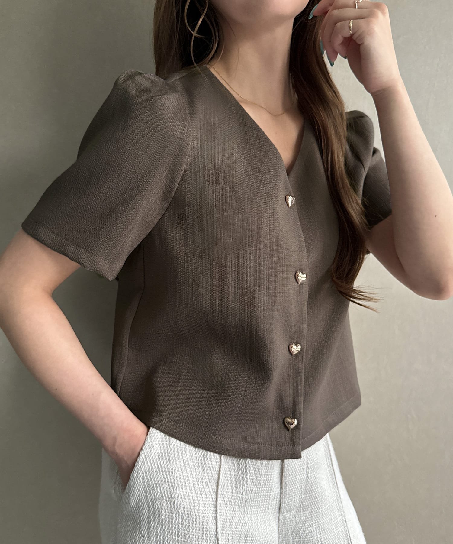 【ジュノア/JUNOAH】のゴールドハートボタンサマージャケット インテリア・キッズ・メンズ・レディースファッション・服の通販 founy(ファニー) 　ファッション　Fashion　レディースファッション　WOMEN　アウター　Coat Outerwear　ジャケット　Jackets　ブラウン|ID: prp329100004536554 ipo3291000000032360949