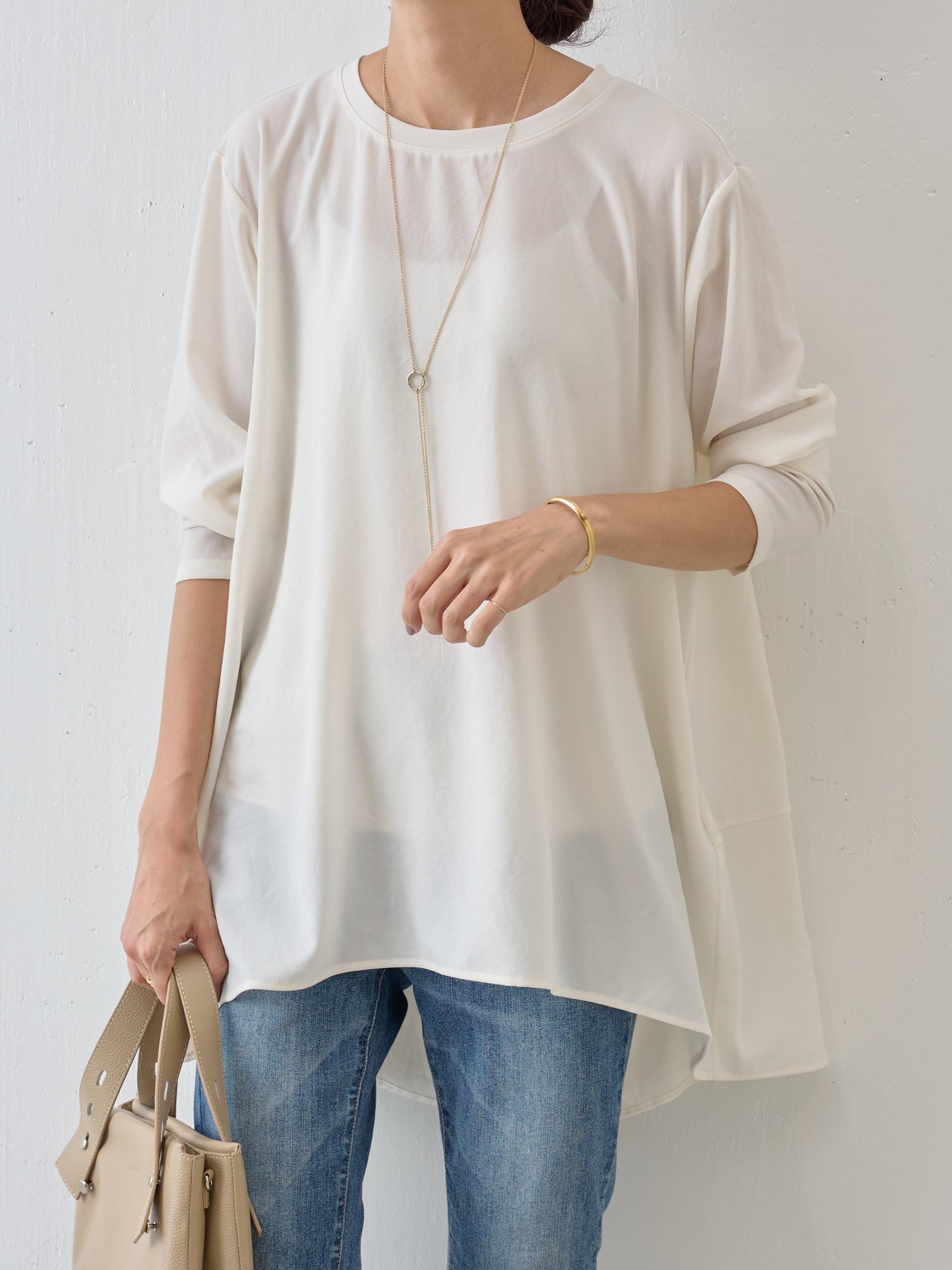 【ビアズリー/BEARDSLEY】の《LIVETART》後ろドレープ Tブラウス 人気、トレンドファッション・服の通販 founy(ファニー) ファッション Fashion レディースファッション Fashion for Women トップス・カットソー Cut & Sew Tops シャツ・ブラウス・オフィスカジュアル Elegant Blouses & Button-Ups インナー Innerwear 春 Spring カーディガン Cardigan, Knitwear ジャケット Jacket, Outerwear ジョーゼット Georgette, Semi-Sheer Fabric スウェット / スエット Sweatshirt, Sweatwear ストレッチ Stretch, Stretchy Fabric ドレープ Drape, Draping Fabric S/S・春夏 SS, Spring/Summer, Warm Season 夏 Summer other-1|ID: prp329100004536616 ipo3291000000034581663