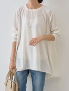 【ビアズリー/BEARDSLEY】の《LIVETART》後ろドレープ Tブラウス 人気、トレンドファッション・服の通販 founy(ファニー) ファッション Fashion レディースファッション Fashion for Women トップス・カットソー Cut & Sew Tops シャツ・ブラウス・オフィスカジュアル Elegant Blouses & Button-Ups インナー Innerwear 春 Spring カーディガン Cardigan, Knitwear ジャケット Jacket, Outerwear ジョーゼット Georgette, Semi-Sheer Fabric スウェット / スエット Sweatshirt, Sweatwear ストレッチ Stretch, Stretchy Fabric ドレープ Drape, Draping Fabric S/S・春夏 SS, Spring/Summer, Warm Season 夏 Summer thumbnail アイボリー|ID: prp329100004536616 ipo3291000000034581665