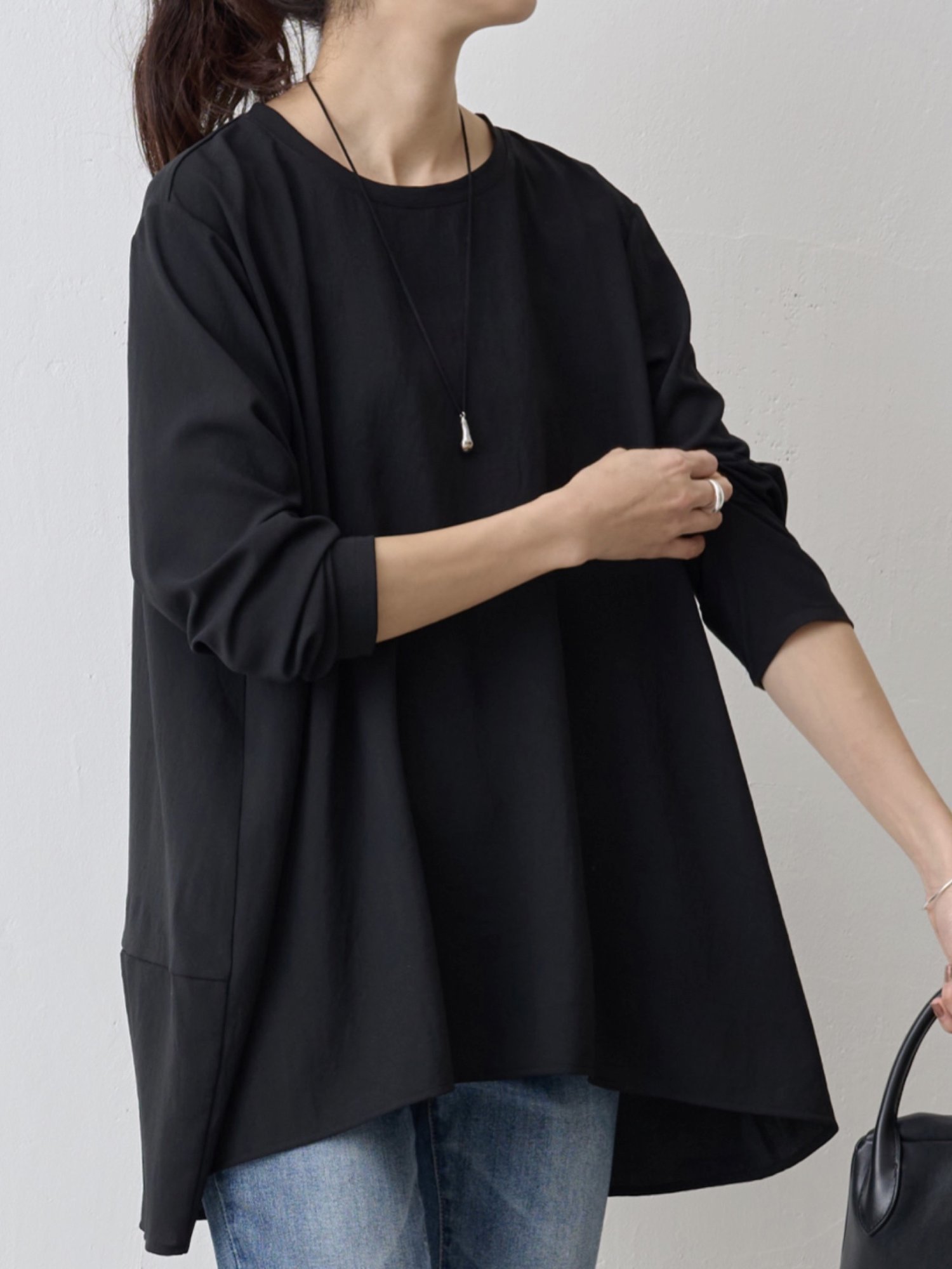 【ビアズリー/BEARDSLEY】の《LIVETART》後ろドレープ Tブラウス インテリア・キッズ・メンズ・レディースファッション・服の通販 founy(ファニー) ファッション Fashion レディースファッション Fashion for Women トップス・カットソー Cut & Sew Tops シャツ・ブラウス・オフィスカジュアル Elegant Blouses & Button-Ups インナー Innerwear 春 Spring カーディガン Cardigan, Knitwear ジャケット Jacket, Outerwear ジョーゼット Georgette, Semi-Sheer Fabric スウェット / スエット Sweatshirt, Sweatwear ストレッチ Stretch, Stretchy Fabric ドレープ Drape, Draping Fabric S/S・春夏 SS, Spring/Summer, Warm Season 夏 Summer ブラック|ID: prp329100004536616 ipo3291000000034581670