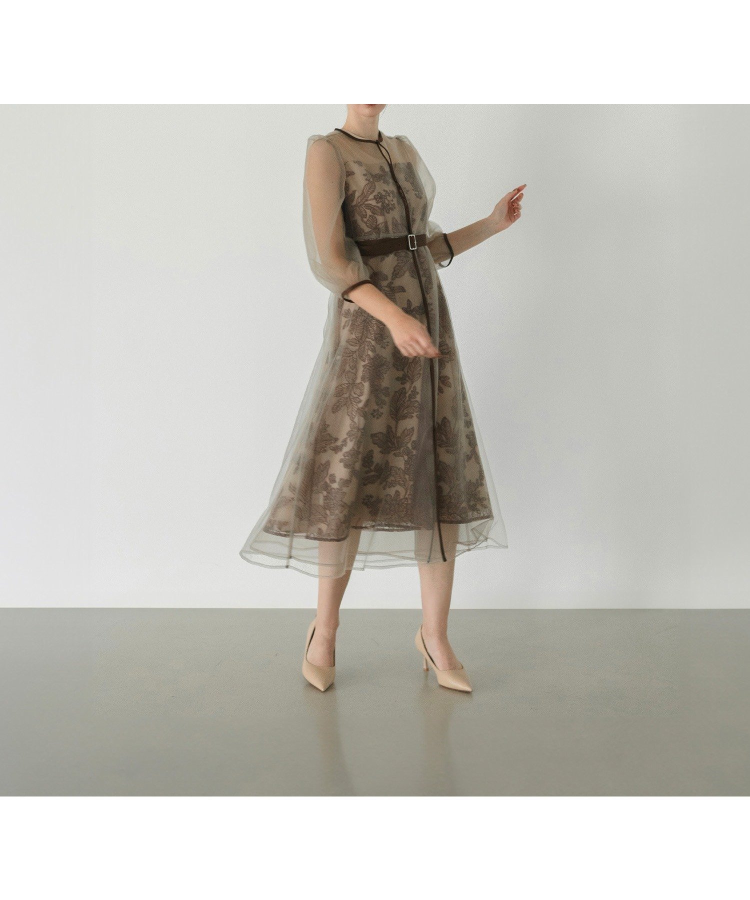 【その他のブランド/Other】のLEJA-チュールパイピングリーフベルトAラインワンピースドレス 結婚式 インテリア・キッズ・メンズ・レディースファッション・服の通販 founy(ファニー) 　ファッション　Fashion　レディースファッション　Fashion for Women　ワンピース　Dresses　フォーマル・パーティードレス・結婚式用ドレス　Elegant & Casual Dresses　Aラインワンピース・フレアシルエット　A-Line Dresses / Flared Silhouette Dresses　ベルト&ウエストマーク　Belts & Waist Accessories　インナー　Innerwear　エレガント 上品　Elegant　オケージョン　Occasion Wear　スリーブ　Sleeve, Long Sleeve / Short Sleeve　チュール　Tulip, Tulip Motif　トレンド　Trend, Trending Now　ドレス　Dress, One-Piece　パイピング　Piping, Trim Design　フェミニン　Feminine, Girly　フォーマル　Formal, Dressy　マーメイド　Mermaid, Fishtail Silhouette　リーフ　Leaf, Botanical Leaf　結婚式　Wedding　披露宴　Wedding Reception　二次会　After Party　BEIGE|ID: prp329100004536670 ipo3291000000032751182