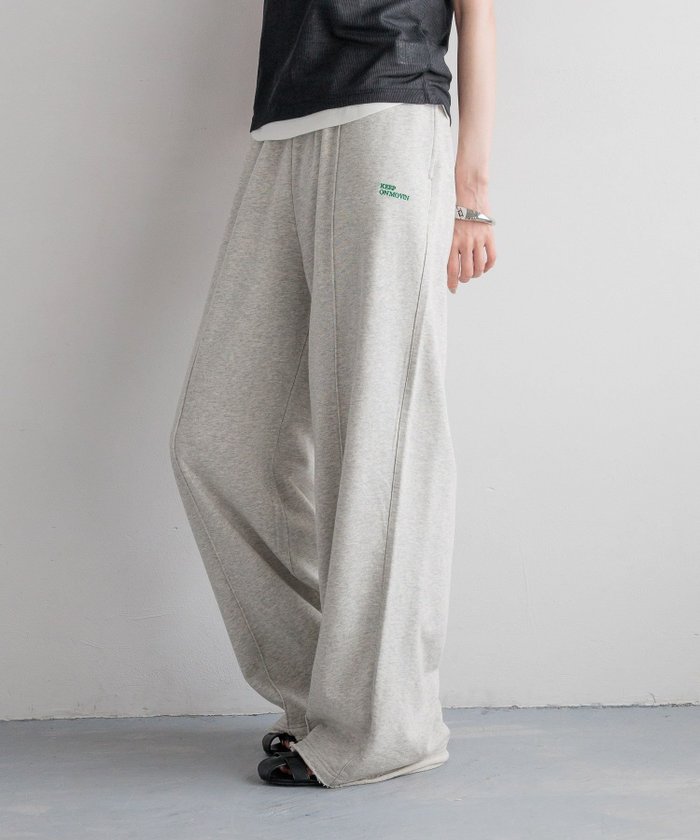 【ローリーズファーム/LOWRYS FARM】のスウェットワイドパンツ インテリア・キッズ・メンズ・レディースファッション・服の通販 founy(ファニー) https://founy.com/ ファッション Fashion レディースファッション WOMEN パンツ Pants ストレート Straight スピンドル Spindle フロント Front ポケット Pocket ワイド Wide |ID: prp329100004536768 ipo3291000000032058958