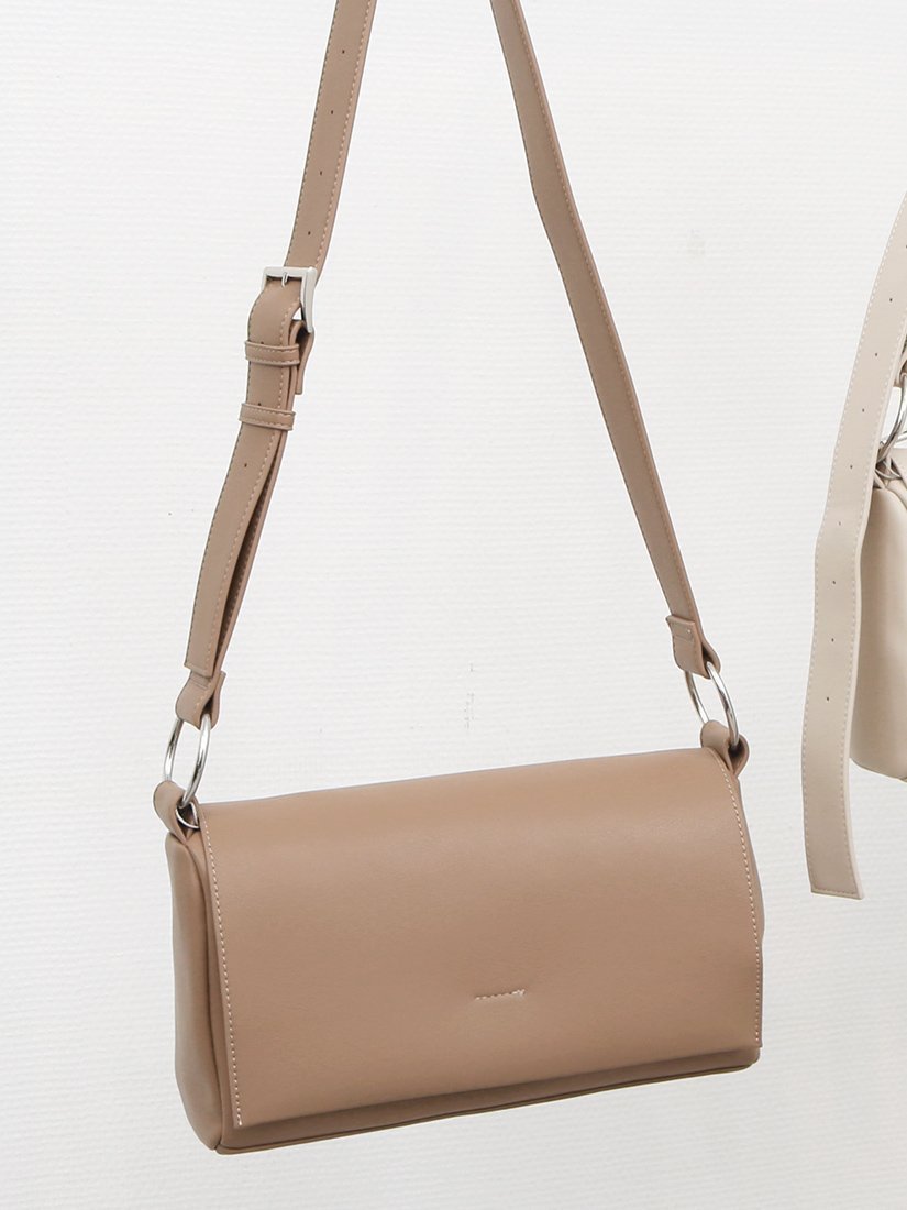 【その他のブランド/Other】のカシュカシュ cachecache / WEB限定フラップベルトショルダーバッグ インテリア・キッズ・メンズ・レディースファッション・服の通販 founy(ファニー) 　ファッション　Fashion　レディースファッション　WOMEN　バッグ　Bag　ベルト　Belts　カラフル　Colorful　クール　Cool　ショルダー　Shoulder　シンプル　Simple　財布　Wallet　ハンド　Hand　フラップ　Flap　ポケット　Pocket　ミックス　Mix　モチーフ　Motif　再入荷　Restock/Back In Stock/Re Arrival　BE|ID: prp329100004536808 ipo3291000000032213715