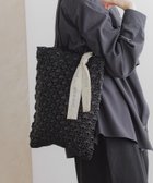 【ニコアンド/niko and】のオリジナルシェルモチーフトートバッグ 人気、トレンドファッション・服の通販 founy(ファニー) ファッション Fashion レディースファッション WOMEN バッグ Bag おすすめ Recommend シンプル Simple トレンド Trend メタリック Metallic 手編み Hand Knitting 財布 Wallet ビジネス 仕事 通勤 Business thumbnail ブラック|ID: prp329100004536870 ipo3291000000032059531