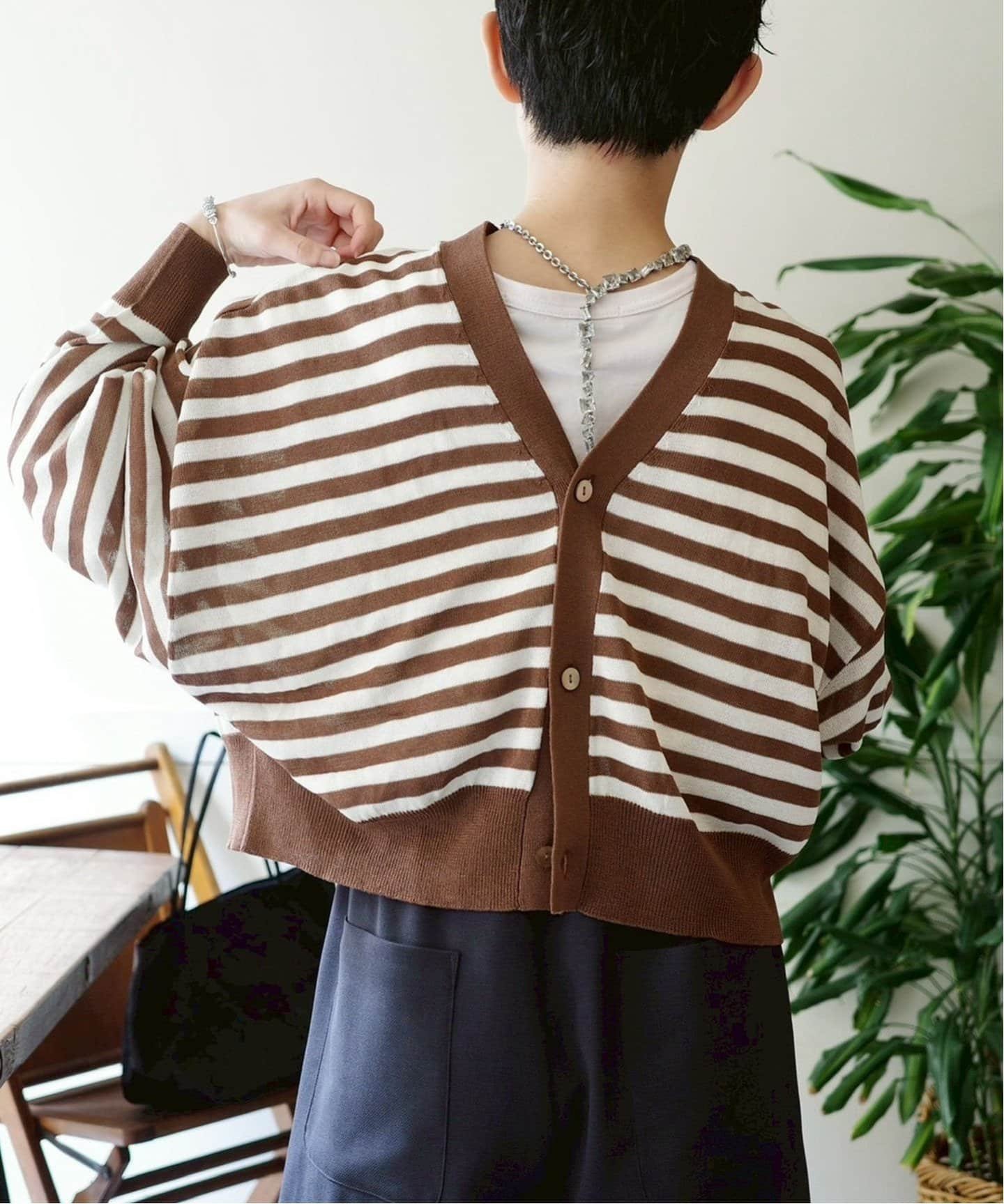 【その他のブランド/Other】のシアーテンジク Vネックカーディガン インテリア・キッズ・メンズ・レディースファッション・服の通販 founy(ファニー) 　ファッション　Fashion　レディースファッション　WOMEN　トップス・カットソー　Tops/Tshirt　カーディガン　Cardigans　Vネック　V-Neck　2025年　2025　2025春夏・S/S　Ss,Spring/Summer,2025　アクリル　Acrylic　カーディガン　Cardigan　シアー　Sheer　ショルダー　Shoulder　ショート　Short　ドロップ　Drop　ボーダー　Border　ワイド　Wide　夏　Summer　無地　Plain Color　ブラウン A|ID: prp329100004536966 ipo3291000000032060086