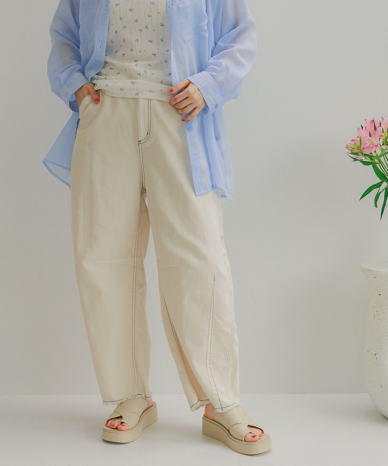 【ニコアンド/niko and】のセルフカットバレルパンツ インテリア・キッズ・メンズ・レディースファッション・服の通販 founy(ファニー) 　ファッション　Fashion　レディースファッション　WOMEN　パンツ　Pants　おすすめ　Recommend　なめらか　Smooth　デニム　Denim　トレンド　Trend　フリンジ　Fringe　ボトム　Bottom　ロング　Long　定番　Standard　WEB限定アイボリー11|ID: prp329100004536981 ipo3291000000032060195