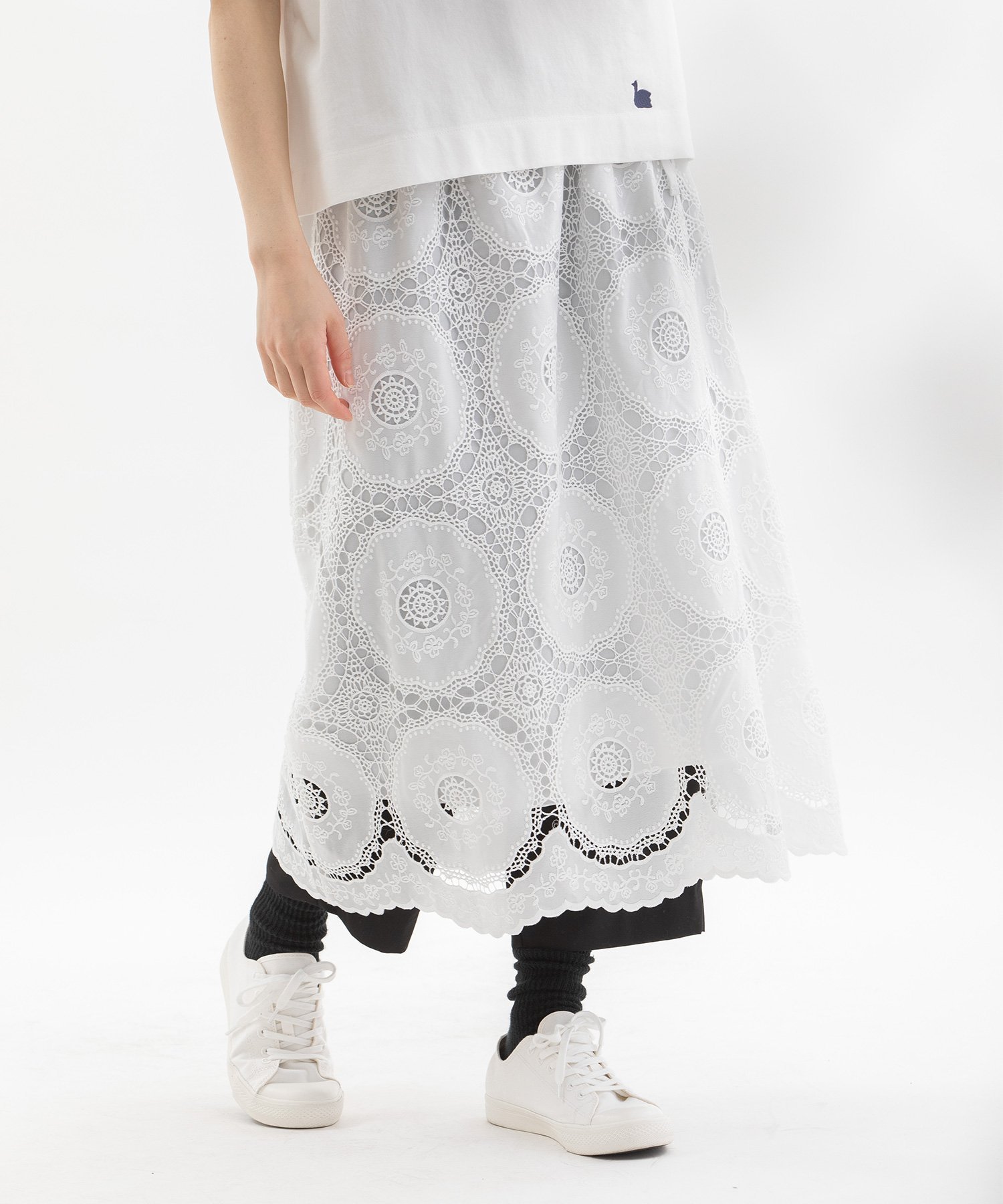 【プードゥドゥ/POU DOU DOU】の刺繍レーススカート インテリア・キッズ・メンズ・レディースファッション・服の通販 founy(ファニー) 　ファッション　Fashion　レディースファッション　WOMEN　スカート　Skirt　アンティーク　Antique　シンプル　Simple　スマート　Smart　フォルム　Form　リラックス　Relax　レース　Race　オフホワイト|ID: prp329100004537005 ipo3291000000032060444