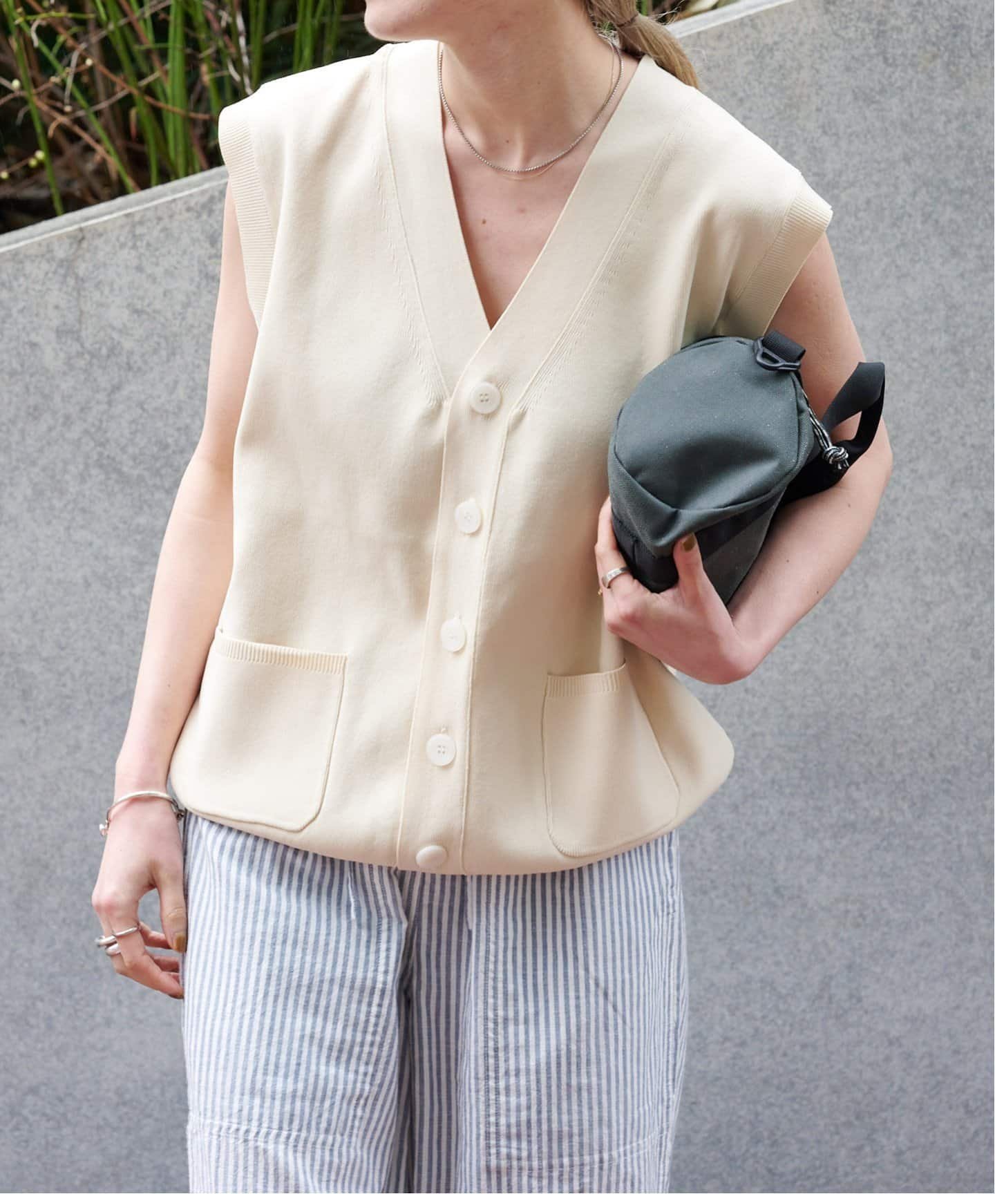 【その他のブランド/Other】のVネックニットベスト 人気、トレンドファッション・服の通販 founy(ファニー) 　ファッション　Fashion　レディースファッション　WOMEN　アウター　Coat Outerwear　トップス・カットソー　Tops/Tshirt　ニット　Knit Tops　ベスト/ジレ　Gilets/Vests　Vネック　V-Neck　 other-1|ID: prp329100004537101 ipo3291000000032061115