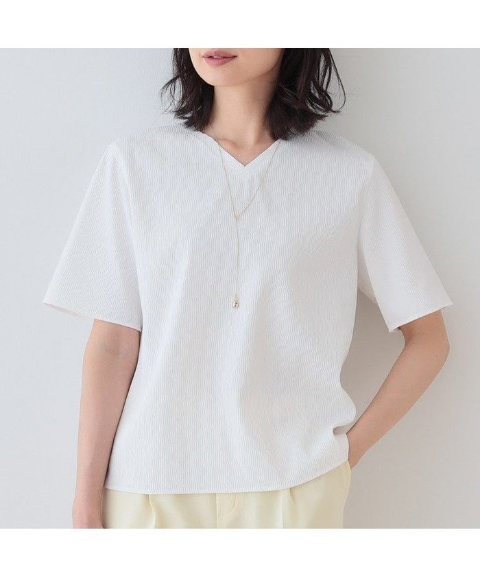 【インディヴィ/INDIVI】の春SALE!【洗える/凹凸素材】シンプルVネックブラウス インテリア・キッズ・メンズ・レディースファッション・服の通販 founy(ファニー) https://founy.com/ ファッション Fashion レディースファッション WOMEN トップス・カットソー Tops/Tshirt シャツ/ブラウス Shirts/Blouses Vネック V-Neck インナー Inner ウェーブ Wave シンプル Simple ジャケット Jacket スーツ Suit デニム Denim バランス Balance ボトム Bottom ビジネス 仕事 通勤 Business 夏 Summer 春 Spring 洗える Washable |ID: prp329100004537106 ipo3291000000032061156