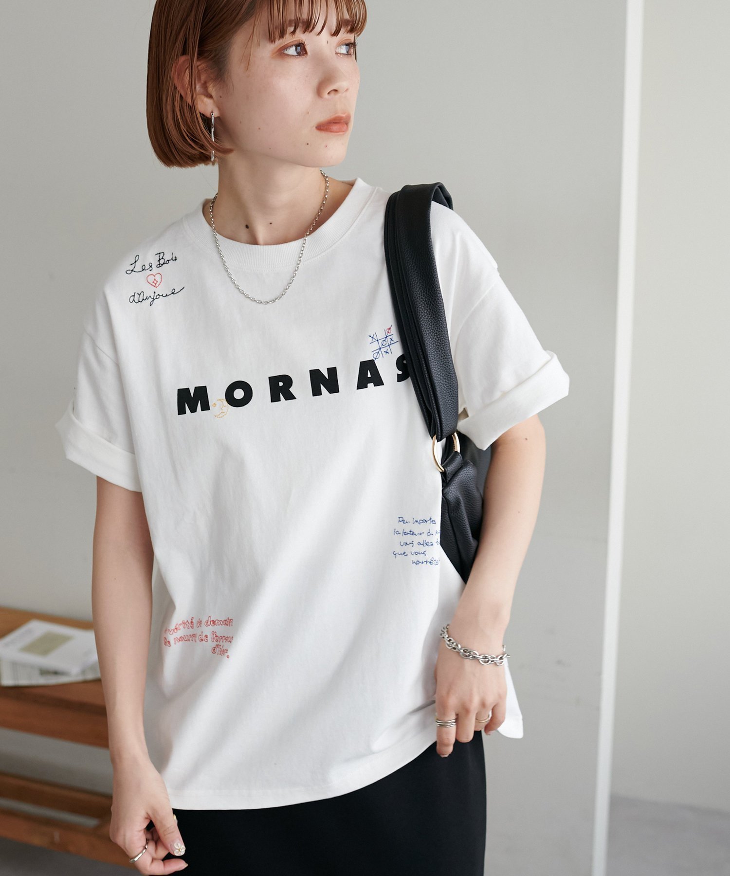 【ディスコート/Discoat】の【WEB限定】総柄刺繍ロゴTシャツ《ユニセックス》 インテリア・キッズ・メンズ・レディースファッション・服の通販 founy(ファニー) 　ファッション　Fashion　レディースファッション　WOMEN　トップス・カットソー　Tops/Tshirt　シャツ/ブラウス　Shirts/Blouses　ロング / Tシャツ　T-Shirts　カラフル　Colorful　コンパクト　Compact　オフホワイト|ID: prp329100004537643 ipo3291000000032382629