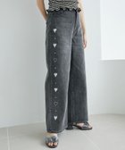 【マジェスティック レゴン/MAJESTIC LEGON】のリボンビジューデニムパンツ グレー柄|ID: prp329100004537652 ipo3291000000032064619