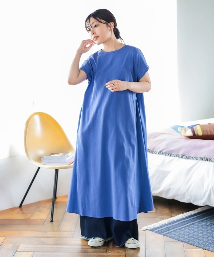【ビームス ハート/BEAMS HEART】の【洗濯機OK/ロング丈/フレンチスリーブ/ゆったり/Aライン】後ボタン 異素材 ワンピース インテリア・キッズ・メンズ・レディースファッション・服の通販 founy(ファニー) https://founy.com/ ファッション Fashion レディースファッション Fashion for Women ワンピース Dresses カットソー Cut and Sewn Top 切替 Switching, Contrast Panel シンプル Simple, Minimal スリーブ Sleeve, Long Sleeve / Short Sleeve センター Center, Center Line デニム Denim, Jeans Material フレンチ French, French Style フロント Front, Front Design ブロード Broadcloth, Fine Cotton ロング Long, Long-Length おすすめ Recommended / Our Picks |ID: prp329100004537666 ipo3291000000033567080