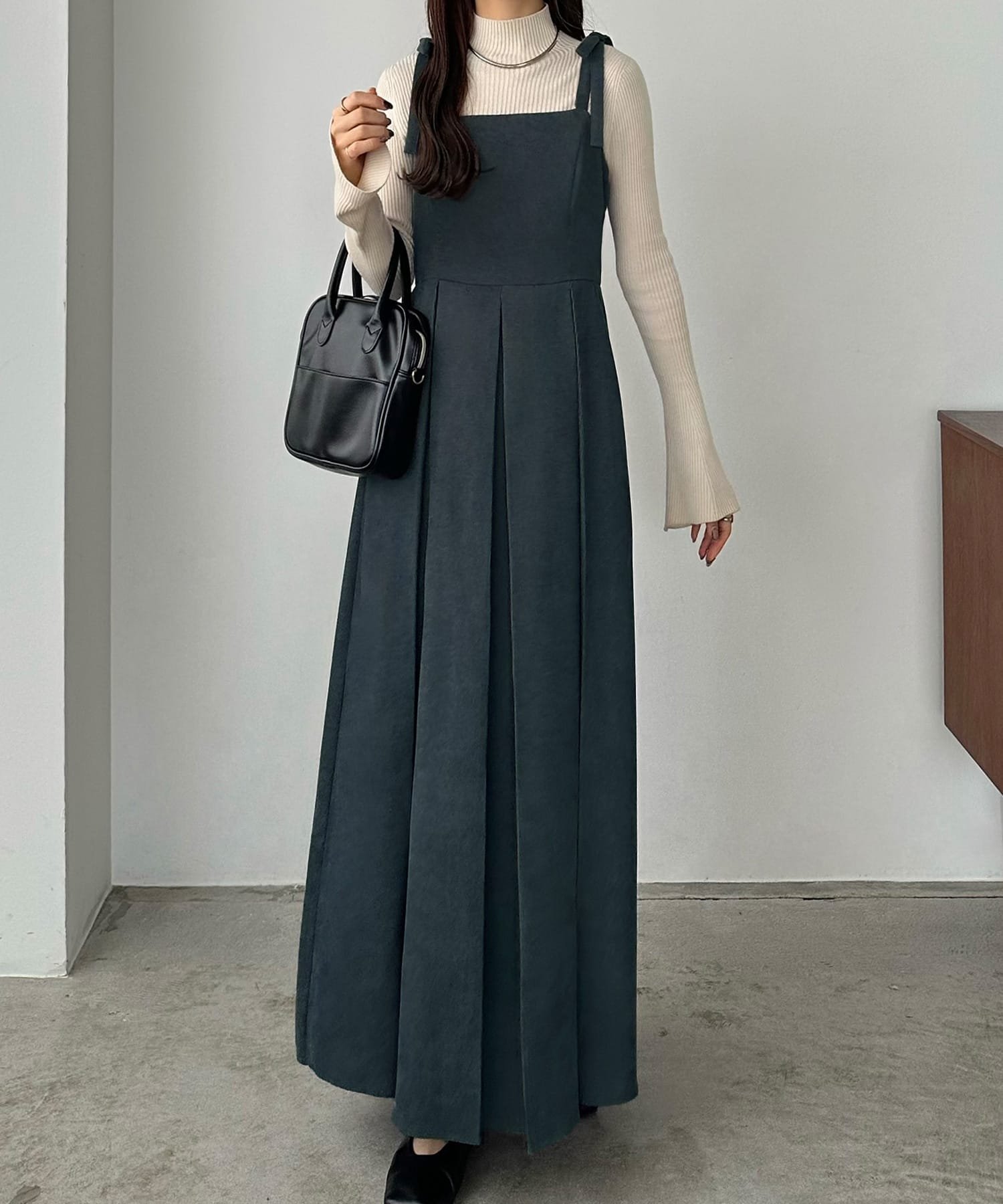 【ジュノア/JUNOAH】のcallautia キャミワンピース インテリア・キッズ・メンズ・レディースファッション・服の通販 founy(ファニー) 　ファッション　Fashion　レディースファッション　Fashion for Women　ワンピース　Dresses　キャミソールワンピース　Camisole Dresses　キャミワンピース　Cami Dress, Slip Dress　グレー|ID: prp329100004537708 ipo3291000000033568240