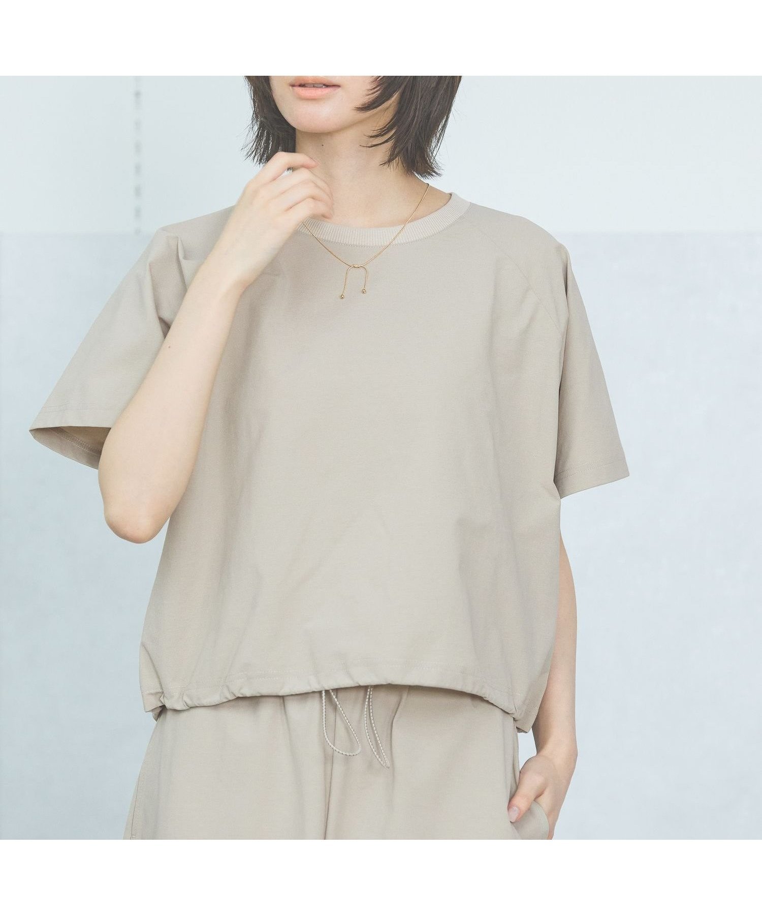【ラコレ/LAKOLE】のカットドロストプルオーバー インテリア・キッズ・メンズ・レディースファッション・服の通販 founy(ファニー) 　ファッション　Fashion　レディースファッション　Ladies' Fashion Online　トップス・カットソー　Tops/Tshirt　プルオーバー　Pullover　おすすめ　Recommend　カットソー　Cut And Sew　コンパクト　Compact　ストレッチ　Stretch　スリーブ　Sleeve　セットアップ　Set Up　ボトム　Bottom　グレージュ|ID: prp329100004537718 ipo3291000000032591551