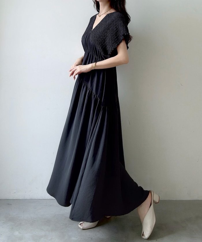 【ジュノア/JUNOAH】のMeiru 肩シャーリングティアードワンピース インテリア・キッズ・メンズ・レディースファッション・服の通販 founy(ファニー) https://founy.com/ ファッション Fashion レディースファッション Ladies' Fashion Online ワンピース Dress |ID: prp329100004537794 ipo3291000000032625060