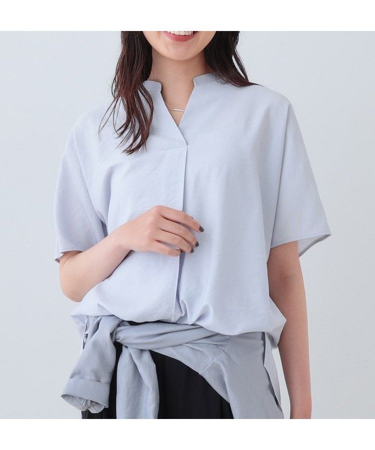 【インディヴィ/INDIVI】の【洗える/UVケア/SETUP可能】スキッパードルマンブラウス インテリア・キッズ・メンズ・レディースファッション・服の通販 founy(ファニー) 　ファッション　Fashion　レディースファッション　Fashion for Women　トップス・カットソー　Cut & Sew Tops　シャツ・ブラウス・オフィスカジュアル　Elegant Blouses & Button-Ups　とろみ　Fluid, Flowy Fabric　シルク　Silk, 100% Silk　シンプル　Simple, Minimal　スキッパー　Skipper, Open Collar　セットアップ　Set-Up, Coordinated Outfit　ツイル　Twist, Twisted Detail　ボトム　Bottoms, Lower Wear　リラックス　Relax, Relaxed Fit　ヴィンテージ　Vintage Style　エレガント 上品　Elegant　ビジネス 仕事 通勤　Business / Work / Commuting　洗える　Machine Washable　ライトグレー|ID: prp329100004537842 ipo3291000000033199677