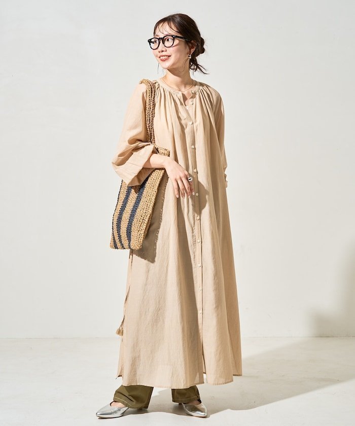【フリークスストア/FREAK'S STORE】のインド シアー ボイル シャツ ワンピース【限定展開】 25SS インテリア・キッズ・メンズ・レディースファッション・服の通販 founy(ファニー) 　ファッション　Fashion　レディースファッション　WOMEN　ワンピース　Dress　シャツワンピース　Shirt Dresses　2025年　2025　2025春夏・S/S　Ss,Spring/Summer,2025　インド　India　ギャザー　Gather　シアー　Sheer　スリット　Slit　タッセル　Tassel　ベーシック　Basic　リボン　Ribbon　夏　Summer　春　Spring　S/S・春夏　Ss・Spring/Summer　ベージュ|ID: prp329100004537957 ipo3291000000032066246