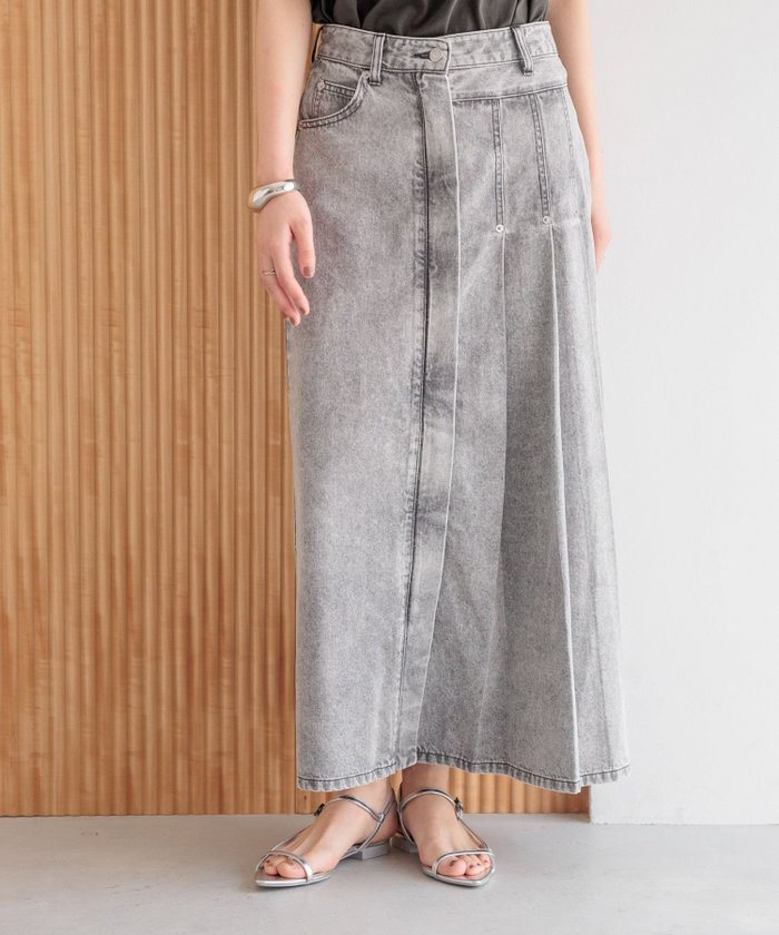 【ローリーズファーム/LOWRYS FARM】のデニムプリーツスカート インテリア・キッズ・メンズ・レディースファッション・服の通販 founy(ファニー) https://founy.com/ ファッション Fashion レディースファッション Fashion for Women スカート Skirts プリーツスカート / 上品フェミニンスタイル Pleated Skirts ジップ Zip, Zipper デニム Denim, Jeans Material フロント Front, Front Design プリーツ Pleats, Pleated |ID: prp329100004538013 ipo3291000000032750080