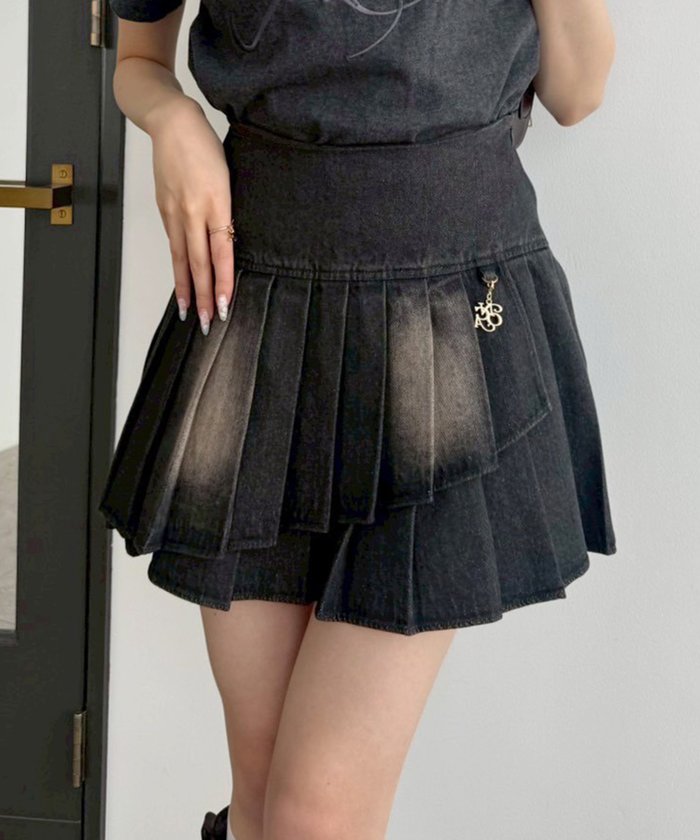 【ナイスクラップ/NICE CLAUP】のチャーム付きイレヘムプリーツスカート/S・Mサイズ展開 インテリア・キッズ・メンズ・レディースファッション・服の通販 founy(ファニー) https://founy.com/ ファッション Fashion レディースファッション Ladies' Fashion Online スカート Skirt プリーツスカート Pleated Skirts チャーム Charm |ID: prp329100004538037 ipo3291000000032527125