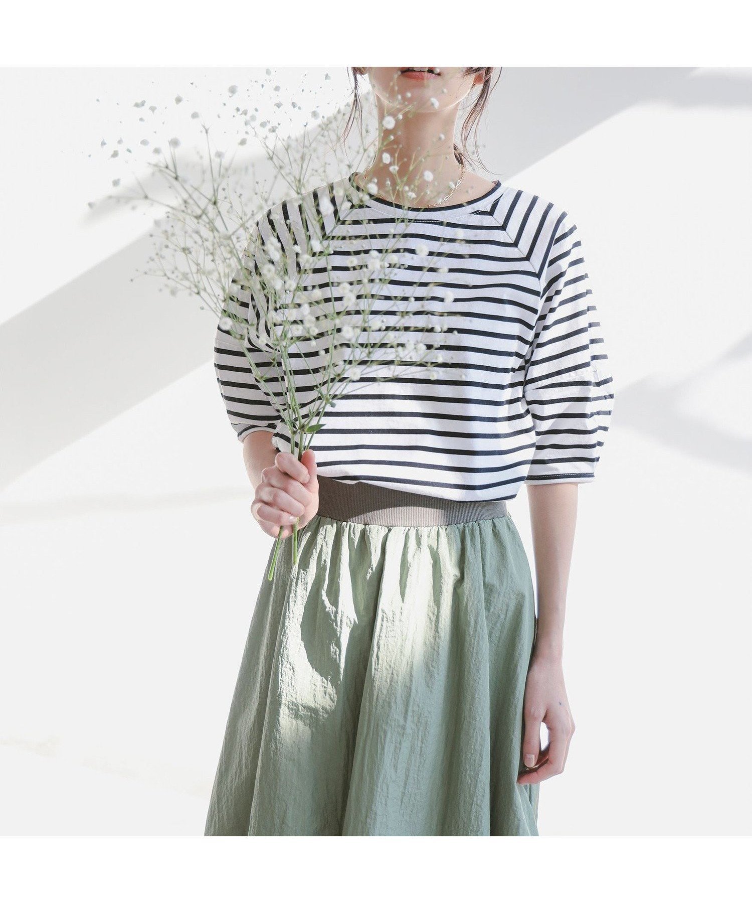 【ビーミングライフストアバイビームス/B:MING LIFE STORE by BEAMS】の【+15%ポイントバック】シルケット ワイドスリーブ Tシャツ 25SS 夏まで使える きれいめ ウォッシャブル 母の日 インテリア・キッズ・メンズ・レディースファッション・服の通販 founy(ファニー) 　ファッション　Fashion　レディースファッション　WOMEN　トップス・カットソー　Tops/Tshirt　シャツ/ブラウス　Shirts/Blouses　ロング / Tシャツ　T-Shirts　バッグ　Bag　インナー　Inner　ウォッシャブル　Washable　春　Spring　カーゴパンツ　Cargo Pants　クール　Cool　シルケット　Mercerization　シンプル　Simple　スリーブ　Sleeve　とろみ　Thickness　デニム　Denim　定番　Standard　人気　Popularity　バランス　Balance　ロング　Long　ワイド　Wide　おすすめ　Recommend　夏　Summer　2025年　2025　2025春夏・S/S　Ss,Spring/Summer,2025　OFF WHITE*BLACK|ID: prp329100004538195 ipo3291000000032067582
