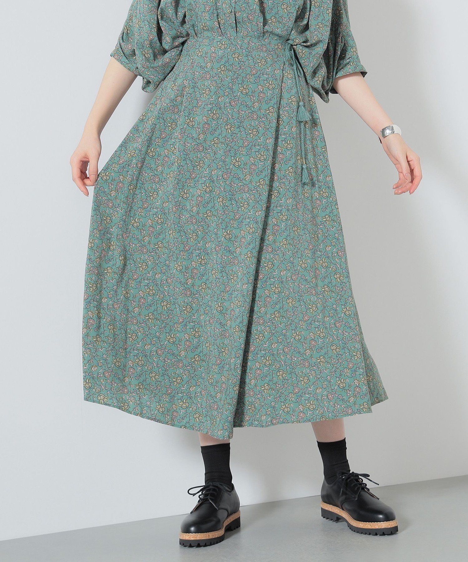 【その他のブランド/Other】の更紗花柄 ラップ風スカート インテリア・キッズ・メンズ・レディースファッション・服の通販 founy(ファニー) 　ファッション　Fashion　レディースファッション　WOMEN　スカート　Skirt　おすすめ　Recommend　セットアップ　Set Up　タッセル　Tassel　フレア　Flare　プリント　Print　ラップ　Wrap　リラックス　Relax　GREEN|ID: prp329100004538239 ipo3291000000032067826