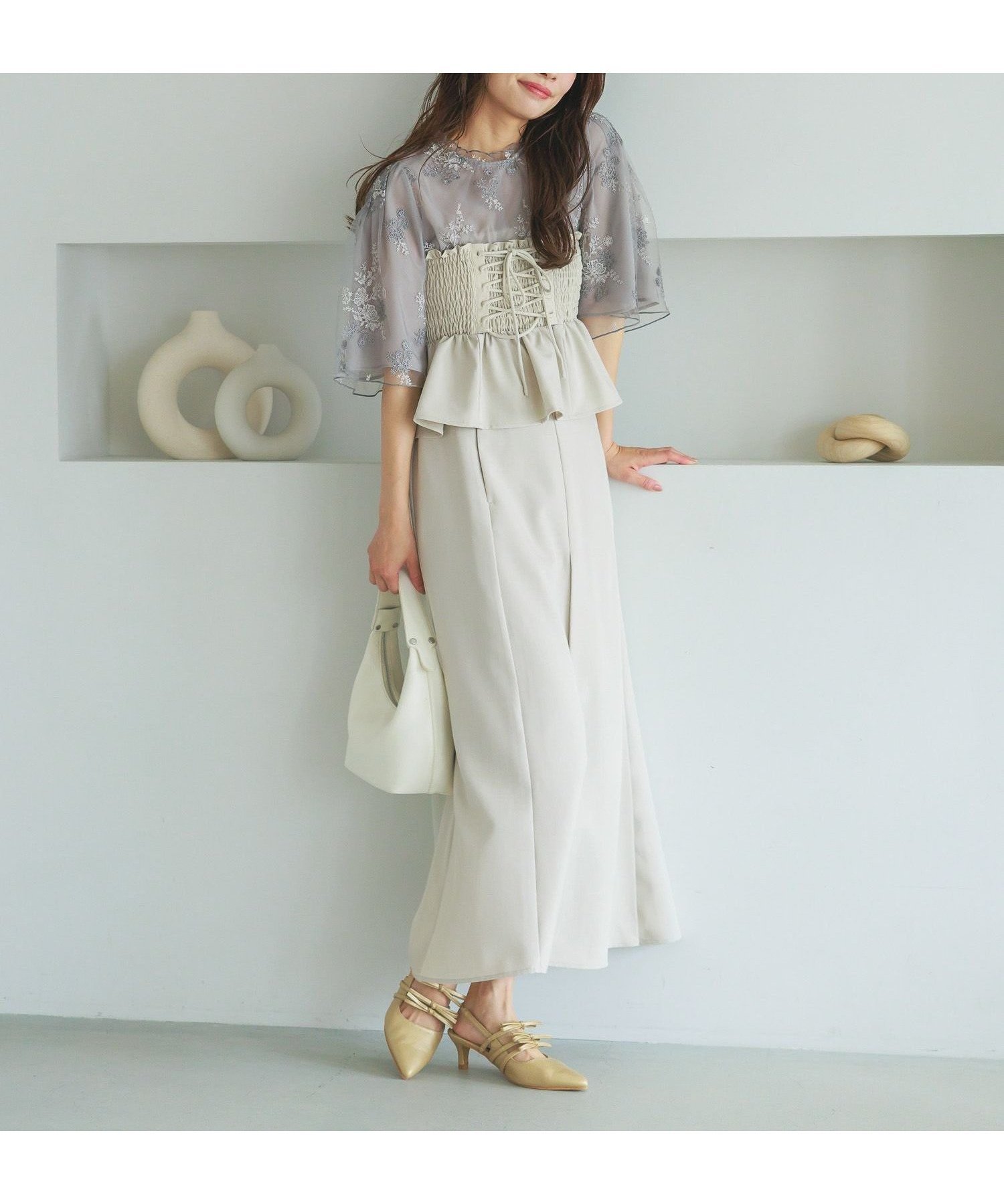 【ミスティ ウーマン/mysty woman】のレースアップコルセットsetスカート インテリア・キッズ・メンズ・レディースファッション・服の通販 founy(ファニー) 　ファッション　Fashion　レディースファッション　WOMEN　スカート　Skirt　コルセット　Corset　シャーリング　Shirring　シンプル　Simple　ダブル　Double　ビスチェ　Bustier　フェミニン　Feminine　フレア　Flare　リボン　Ribbon　レース　Race　エレガント 上品　Elegant　エクリュ|ID: prp329100004538418 ipo3291000000032068813